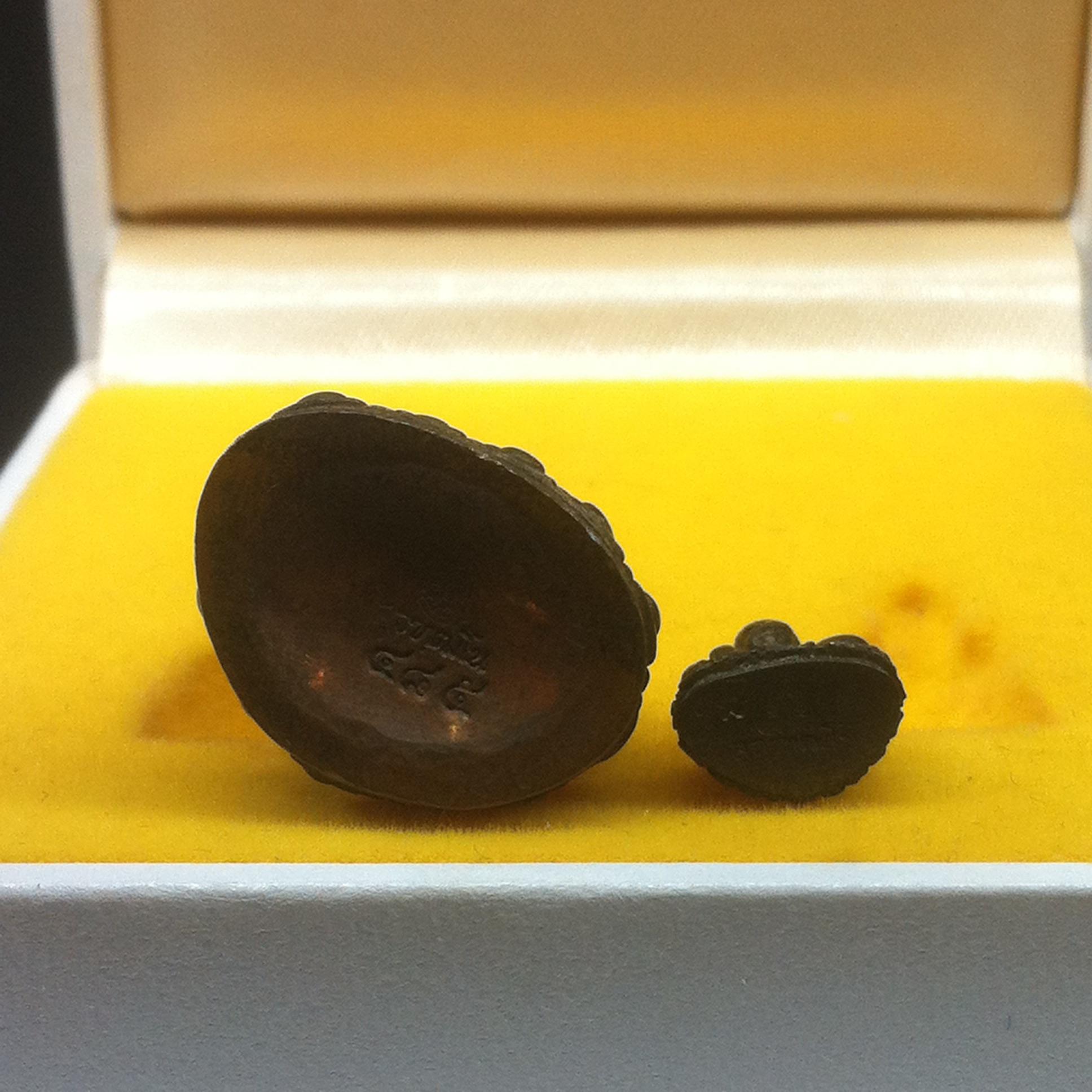 พระกริ่ง-พระชัยวัฒน์ บัวรอบ สุวทัฒโน เนื้อนวะโลหะ วัดบวรนิเวศ ปี2539