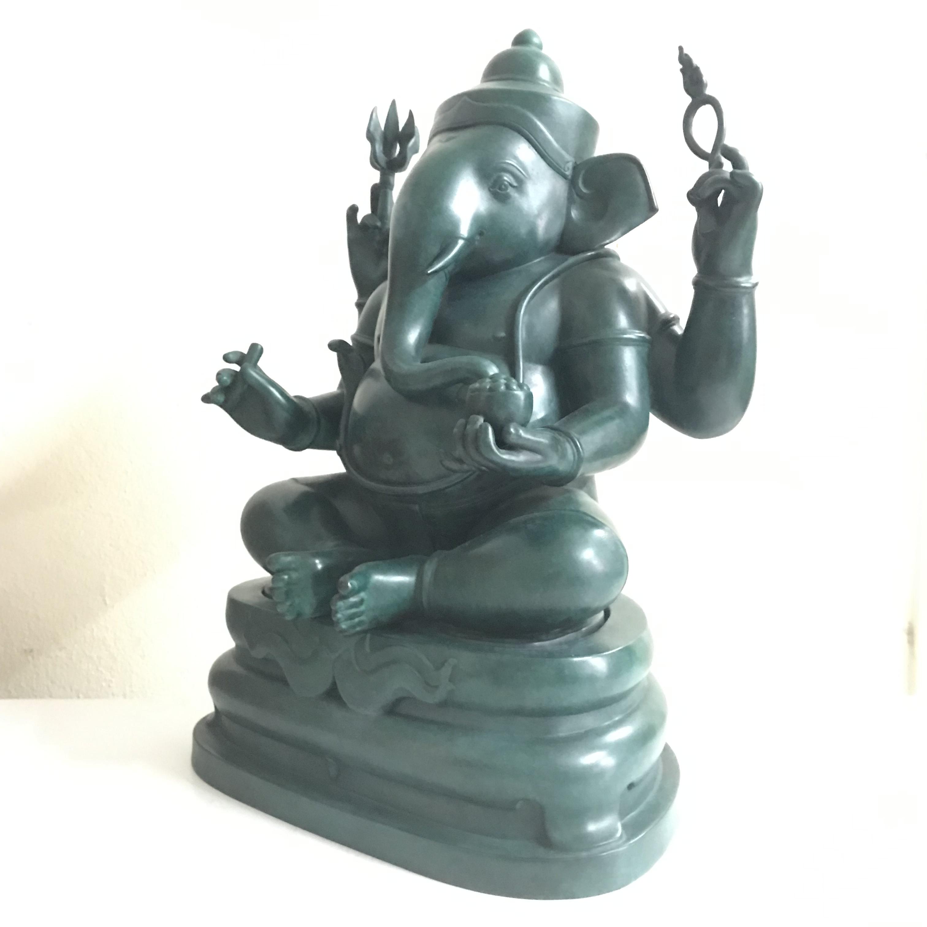 พระพิฆเนศวร 65 ปี คณะจิตรกรรม มหาวิทยาลัยศิลปากร ปี2551 ลอยองค์เนื้อสำริดขนาดหน้าตัก 9 นิ้ว(เนื้อสำริดเขียวพลาติน่า)