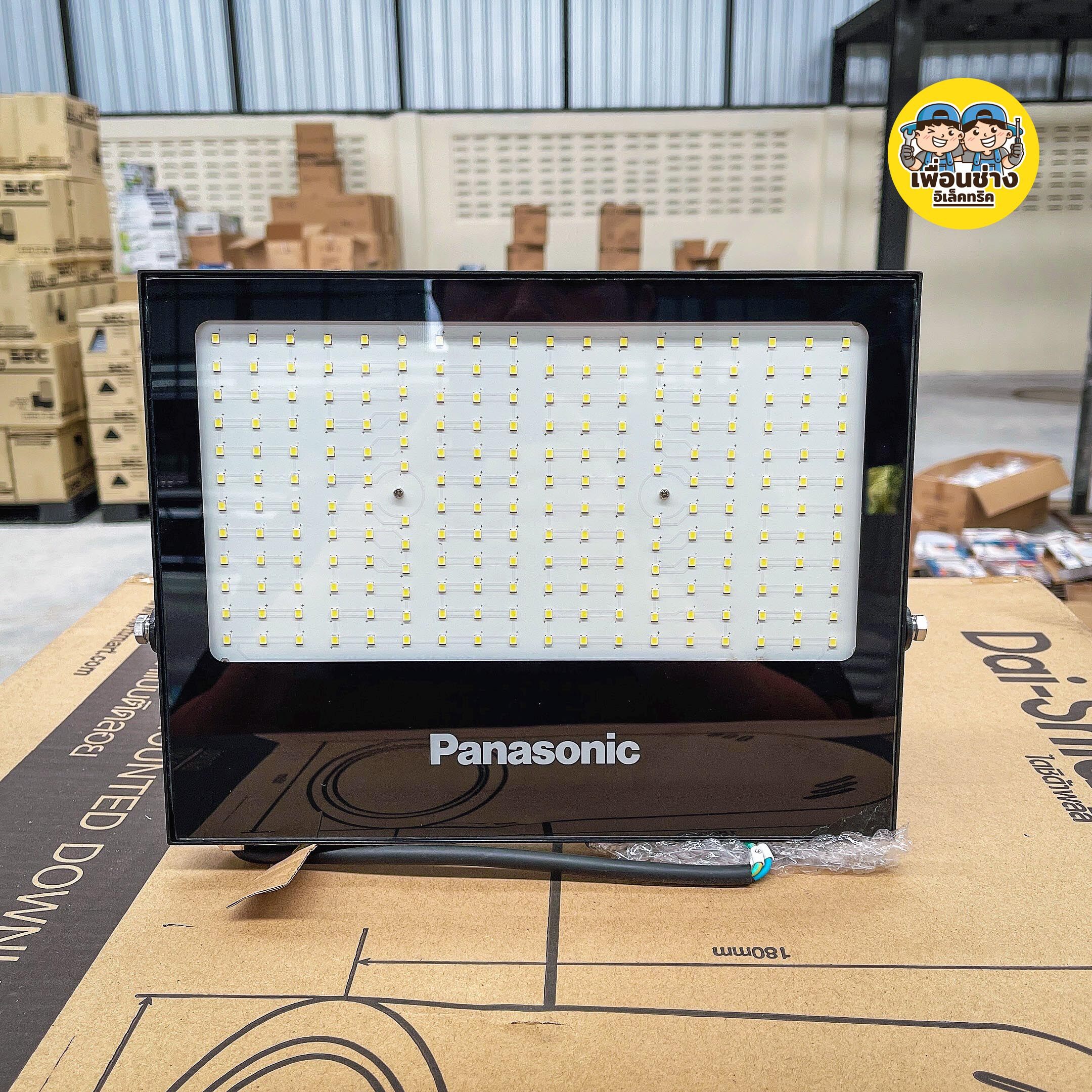 Panasonic สปอร์ทไลท์ IP65 ฟลัดไลท์ พานาโซนิค พานา สปอร์ตไลท์ LED Mini Floodlight 100W 150w 200W 300W โคมไฟ โคมไฟสปอร์ตไลท์