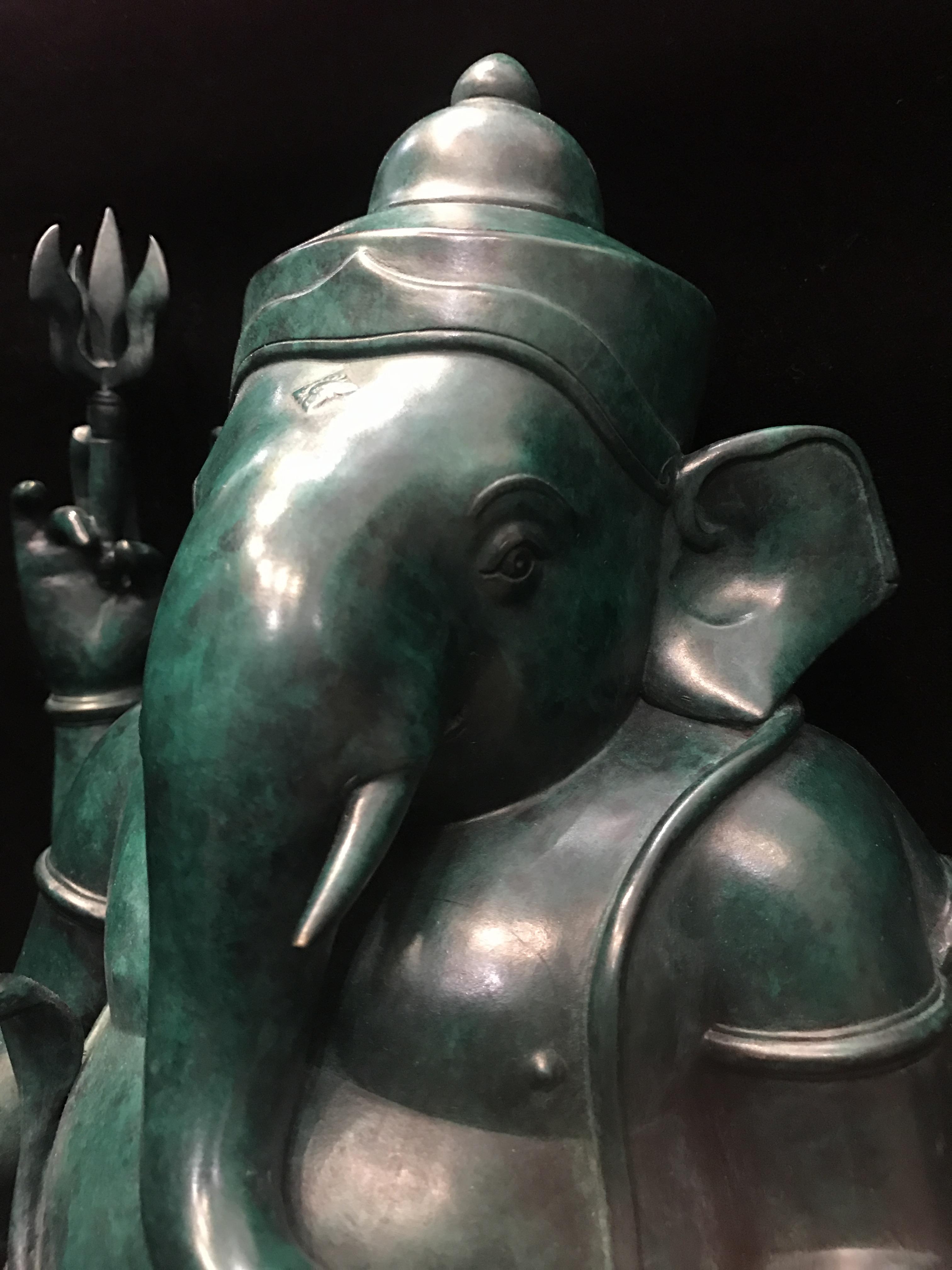 พระพิฆเนศวร์ 65 ปี คณะจิตรกรรม มหาวิทยาลัยศิลปากร ปี2551 ลอยองค์เนื้อสำริดขนาดหน้าตัก 9 นิ้ว