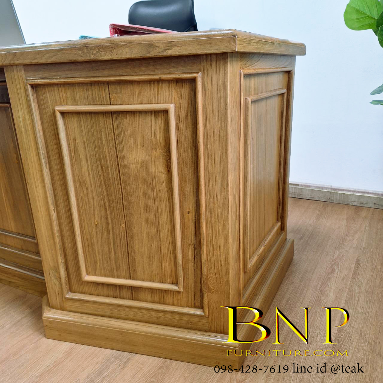 โต๊ะทำงานผู้บริหาร รุ่น มาเวอริค