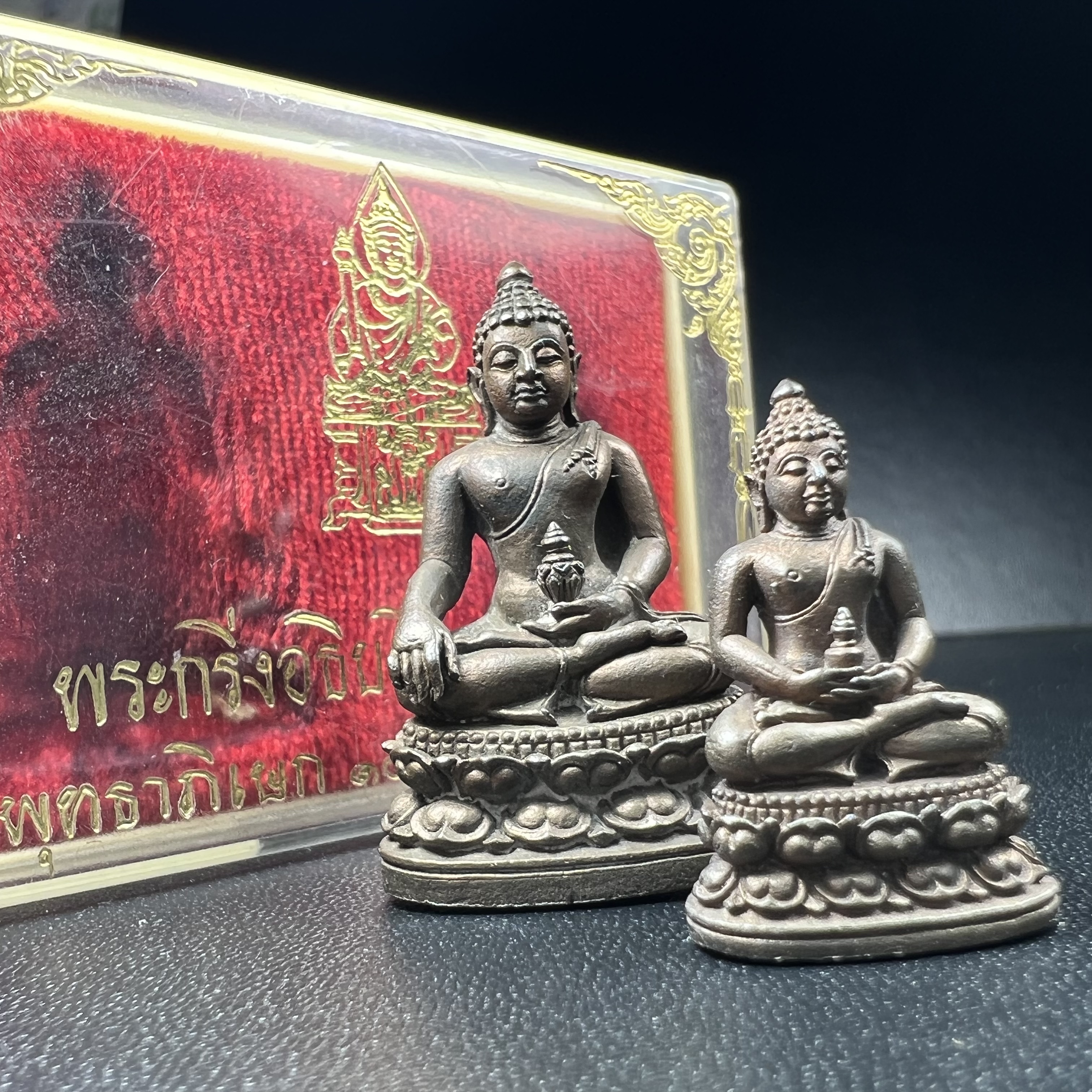 พระกริ่ง-พระชัยวัฒน์อธิบดี ปี2525 ของดีอัยการ (มีไว้บูชาเลื่อนยศเลื่อนตำแหน่งทุกท่าน)(1ใน 2525 ชุด)