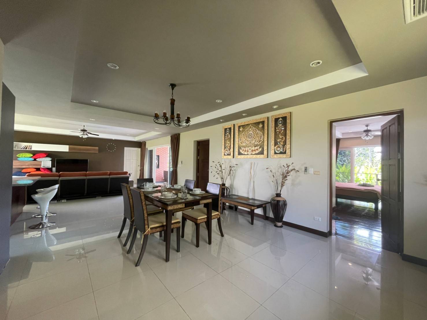 For Sale : Thalang-Yamu Luxury Pool Villa 3 Bedrooms 3 Bathrooms