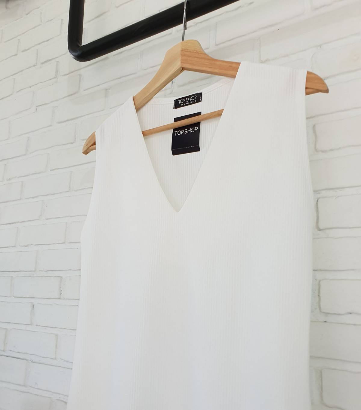 เดรสวีผ่าหน้า