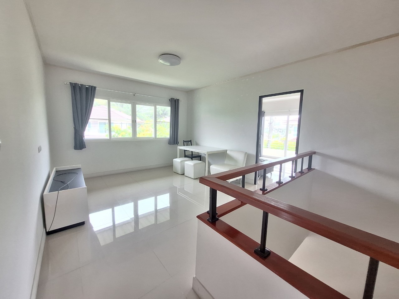 For Rent : Kohkaew, 2-story detached house, 4 Bedrooms 3 Bathrooms