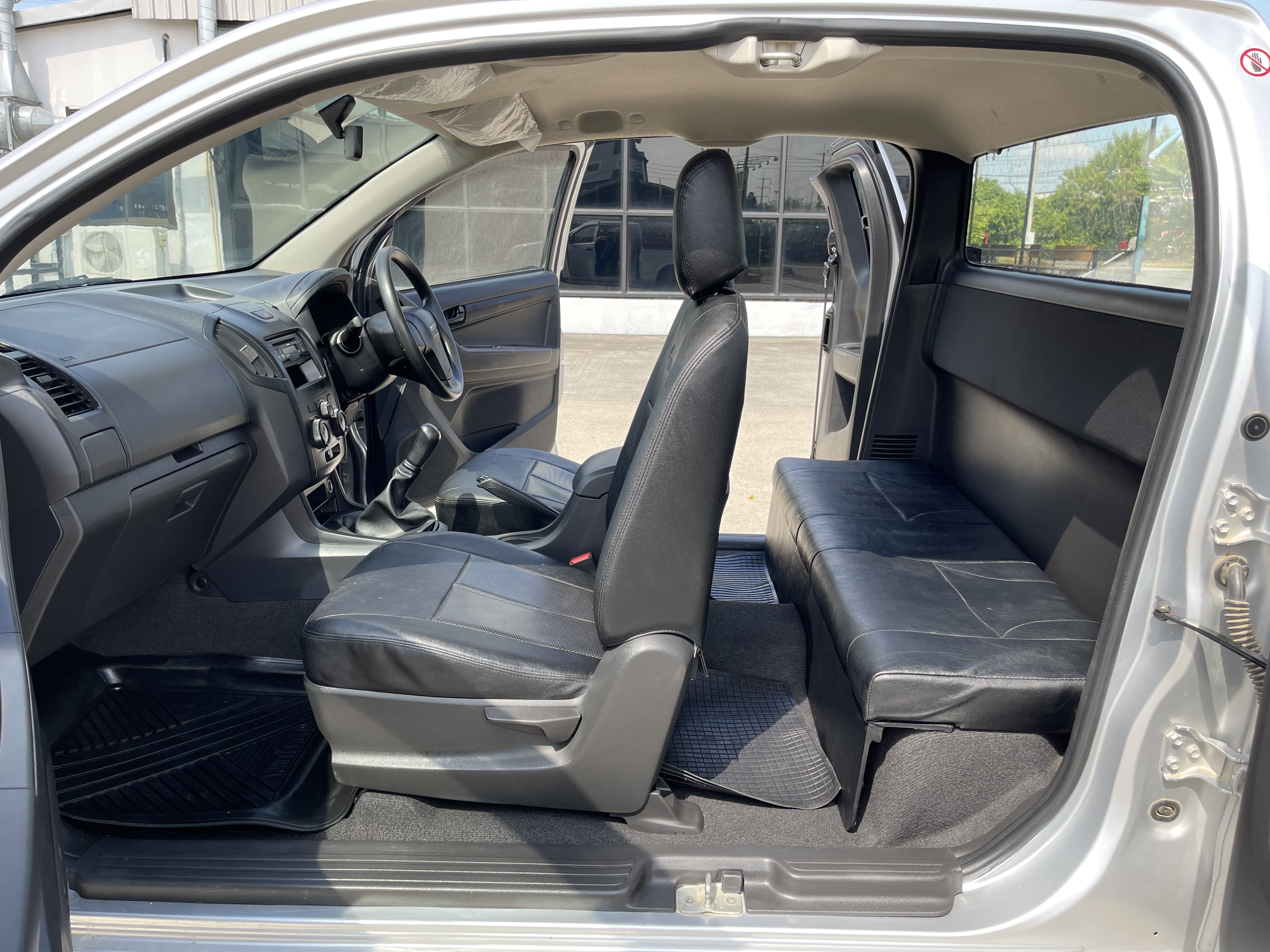 Isuzu Dmax All New Cab 2.5 S 2015 เงิน