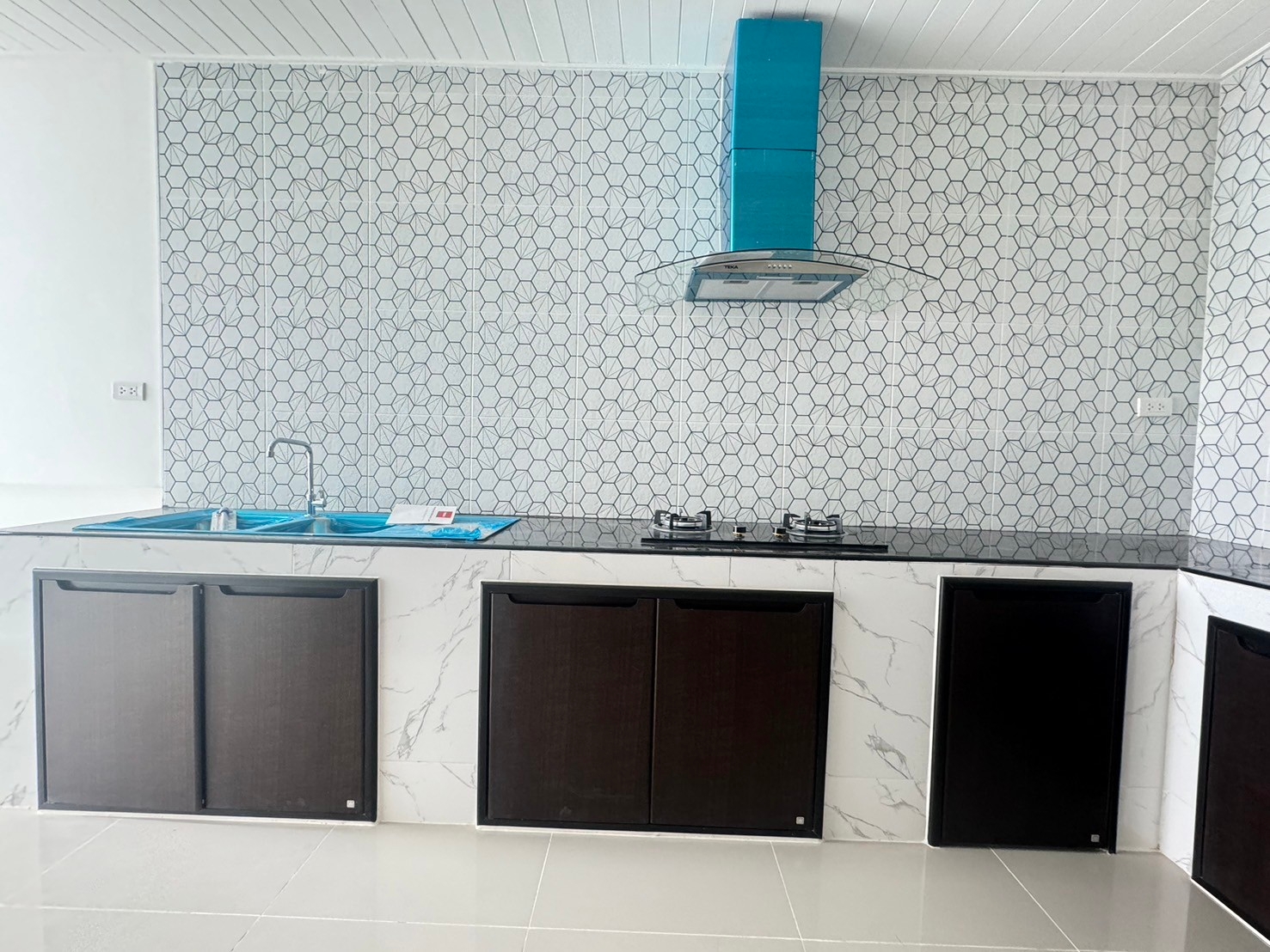 For Sales : Kohkaew, Semi-detached house, 3 bedroom 2 bathroom