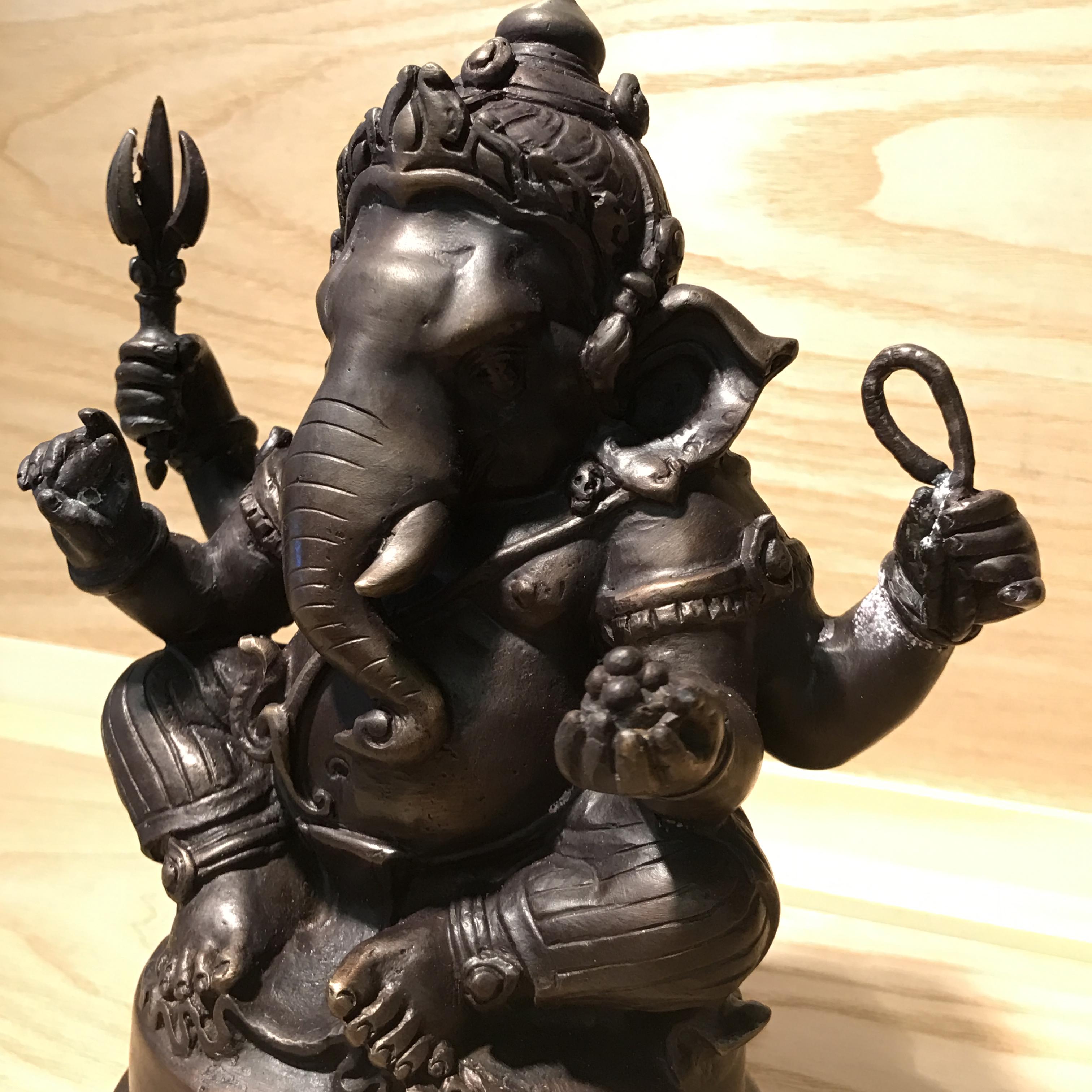 พระพิฆเนศ รุ่นครบรอบ100 ปี กรมศิลปากร ปี2556 ขนาดบูชา ปางบรมครู(องค์นั่ง)หน้าตัก 4 นิ้วครึ่ง No.2541