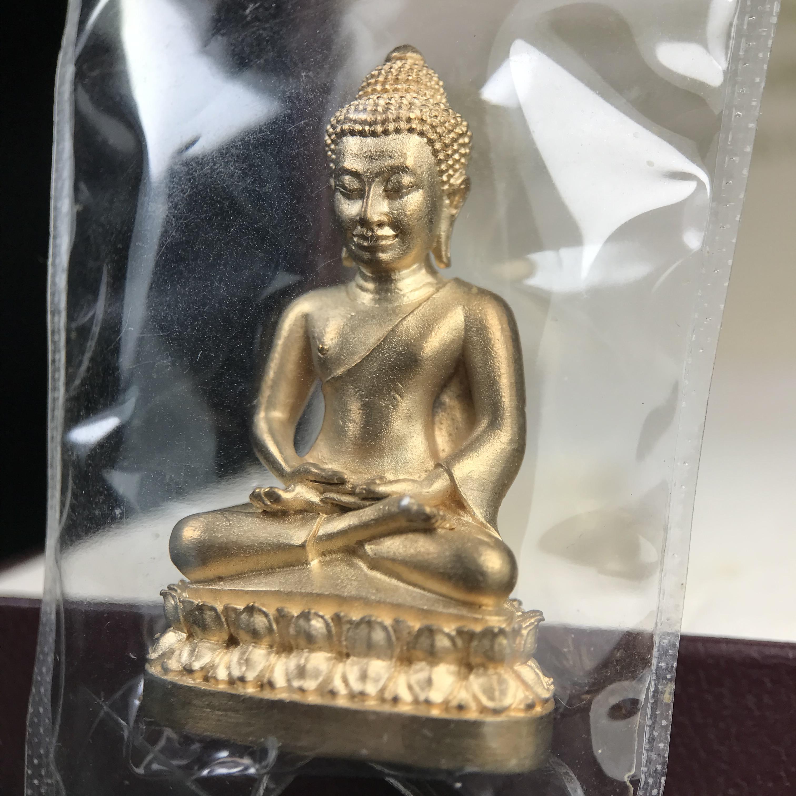 พระกริ่งนิรันตราย(เฉพาะข้าราชการตำรวจ)สำนักงานตำรวจแห่งชาติ ปี 2555 พุทธาภิเษก วัดบวรนิเวศวิหาร ปี 2555 เนื้อสัมฤทธิ์ อุปกรณ์ใบกล่องครบ น่าสะสม ที่สุดความศักดิ์สิทธิ์ สุดเข้มขลัง มวลสารดี พิธีใหญ่ เกจิดังทั่วประเทศ 255 รูป ร่วมอธิษฐานจิตปลุกเสก พระสภาพสวย