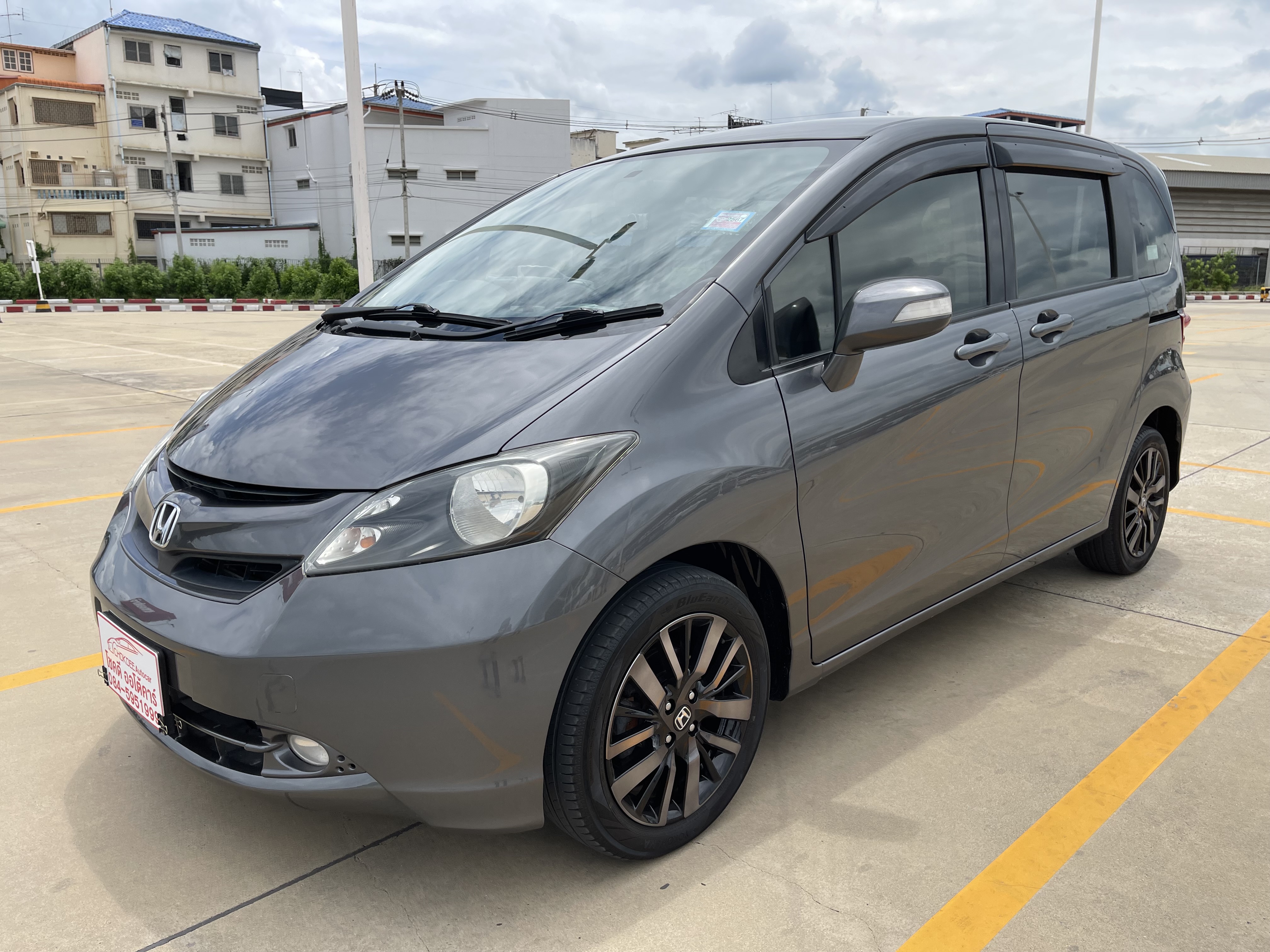 Honda Freed 1.5 E Sport At 2010 เทาดำ