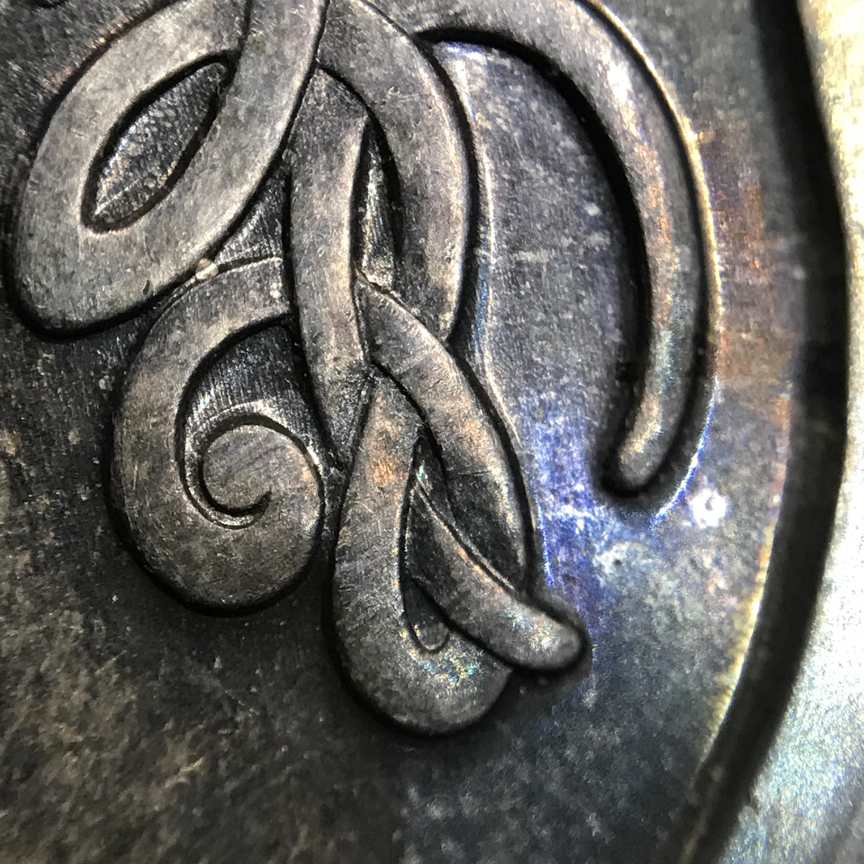 เหรียญสองพระองค์พระราชทาน ภปร. สก. เนื้อเงิน ปี2535 สภาพสวยผิวเดิมพร้อมกล่องเดิมๆ (หายาก)