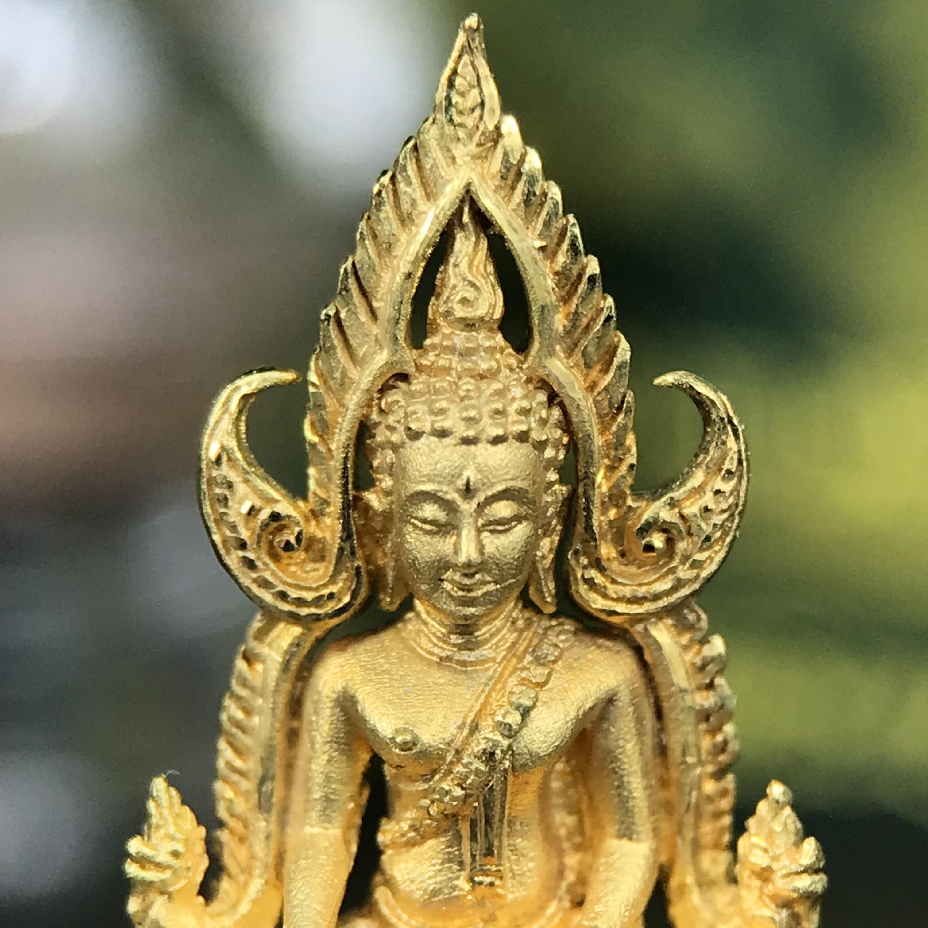 พระพุทธชินราช ภปร. 84 พรรษา เนื้อทองคำ พิมพ์เล็กขนาดหน้าตัก 1/4 นิ้ว(สูง 2.0 ซม.)(พระราชทานมวลสาร จิตรลดาและเส้นพระเจ้า(เส้นผม)รัชกาลที่9)พุทธศิลป์ทรงคุณค่าอีกหนึ่งรุ่นยอดนิยม(หมายเลขสวย ๑๙๑๙)(1ใน1000องค์)หายาก