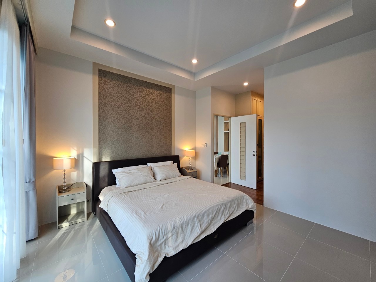 For Rent : Thalang, Private pool villa modern luxury style, 2 Bedrooms 3 Bathrooms