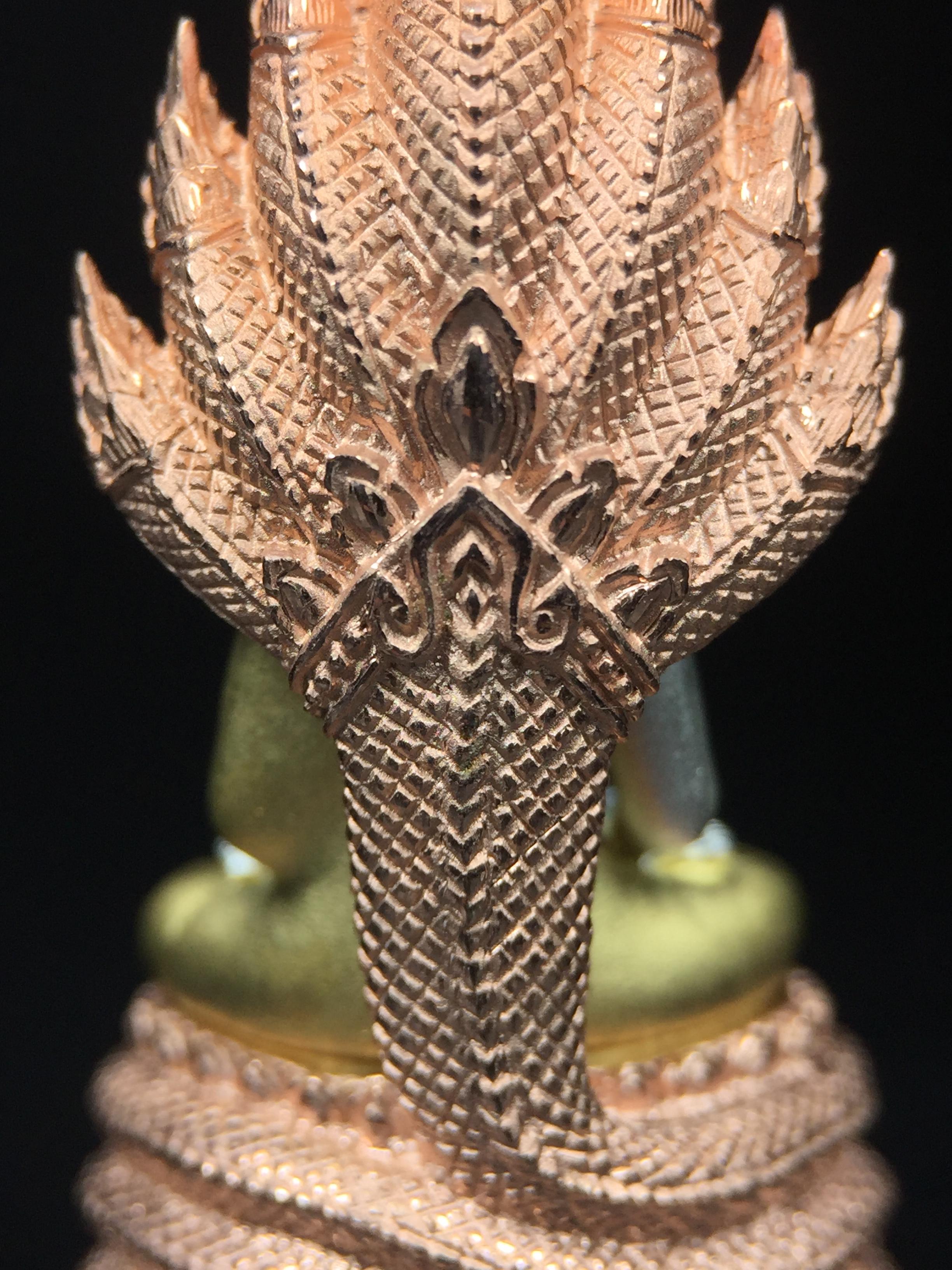 พระนาคปรก สธ. รุ่นสร้างพระอุโบสถเฉลิมพระเกียรติ 4 รอบ 84 พรรษา สมเด็จพระเทพรัตนราชสุดาฯ วัดบวรนิเวศวิหาร ปี 2543 พิมพ์ใหญ่ เนื้อเงินบริสุทธิ์ ชุบสามกษัตริย์แบบพ่นทรายขัดเงาบางส่วน(สภาพ สวย )พิธีใหญ่ พุทธศิลป์งดงาม หายาก (1 ใน 1999 องค์)