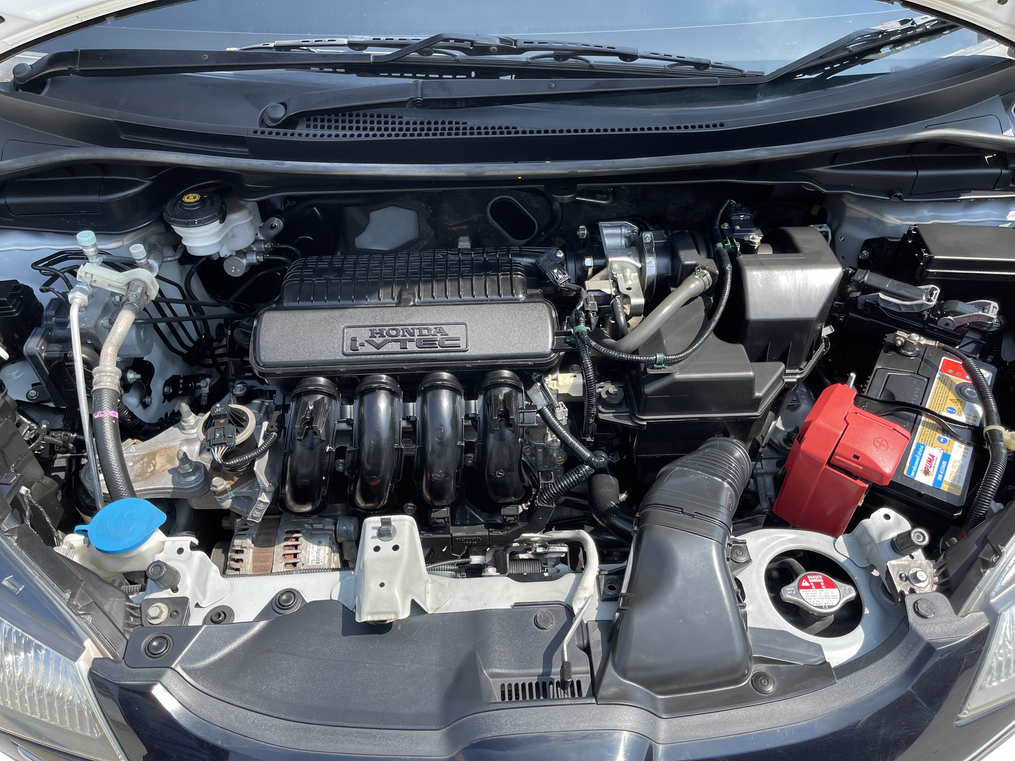 Honda Jazz 1.5 SV At 2016 ขาว