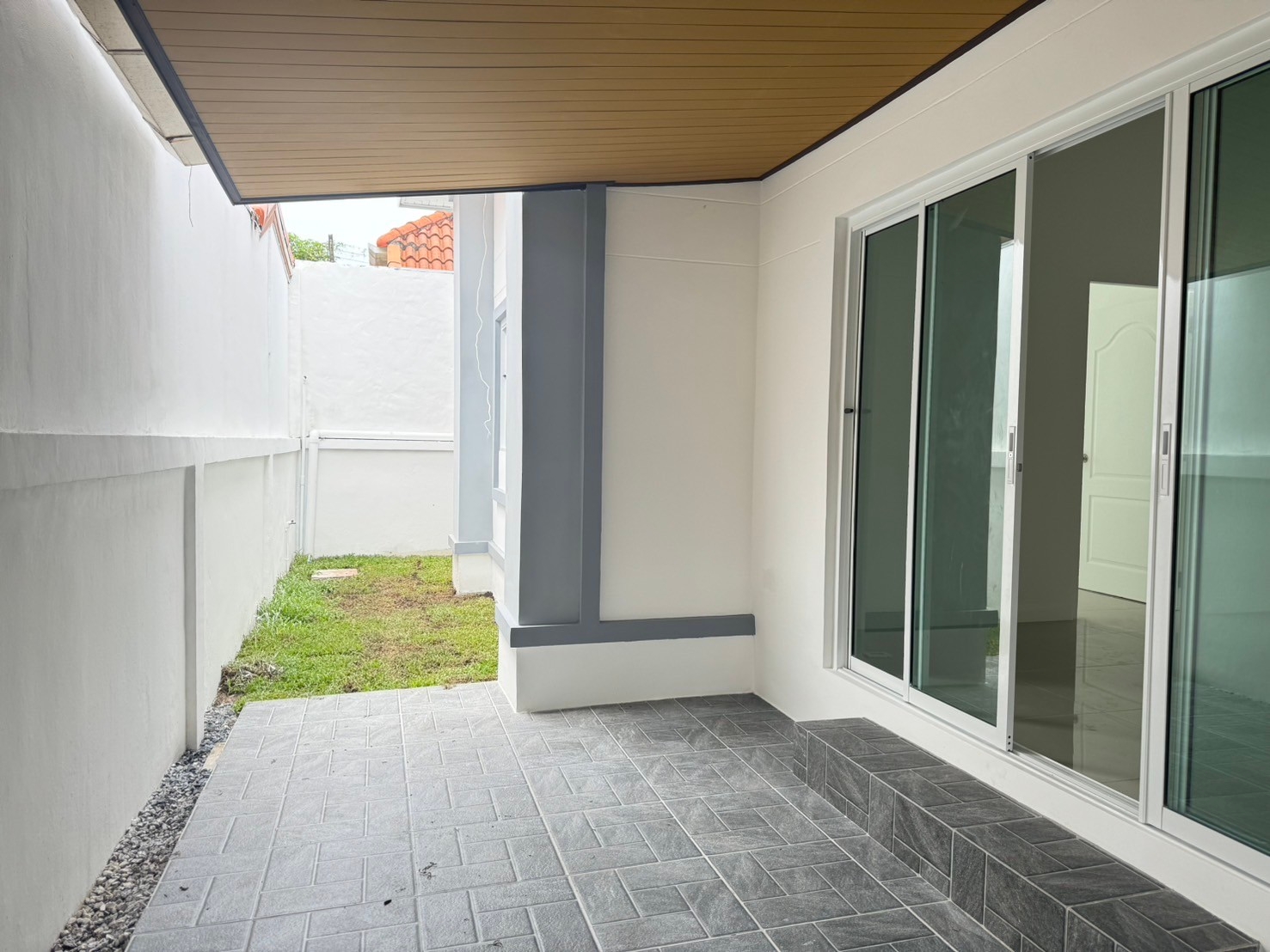 For Sales : Kohkaew, Semi-detached house, 3 bedroom 2 bathroom