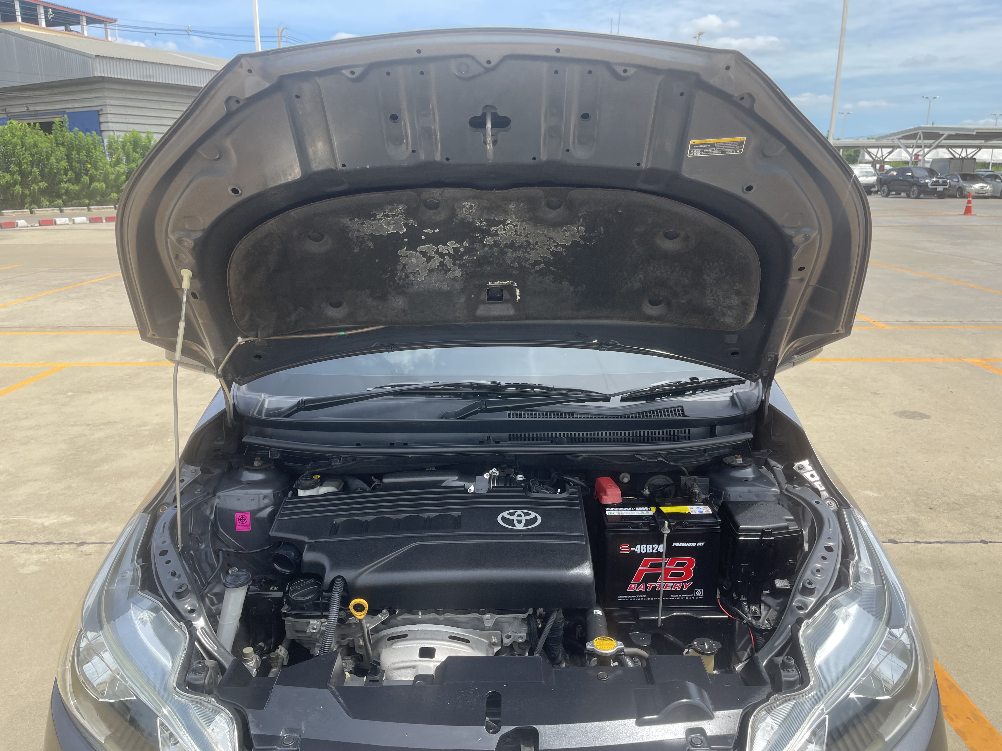 Toyota Yaris 1.2 E At 2014 เทาดำ