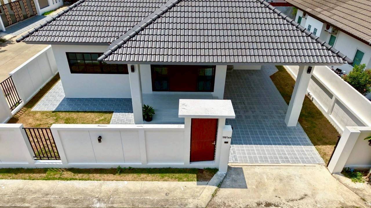 For Sale : Pakhlok, Single-story house, 3 bedrooms 2 bathrooms