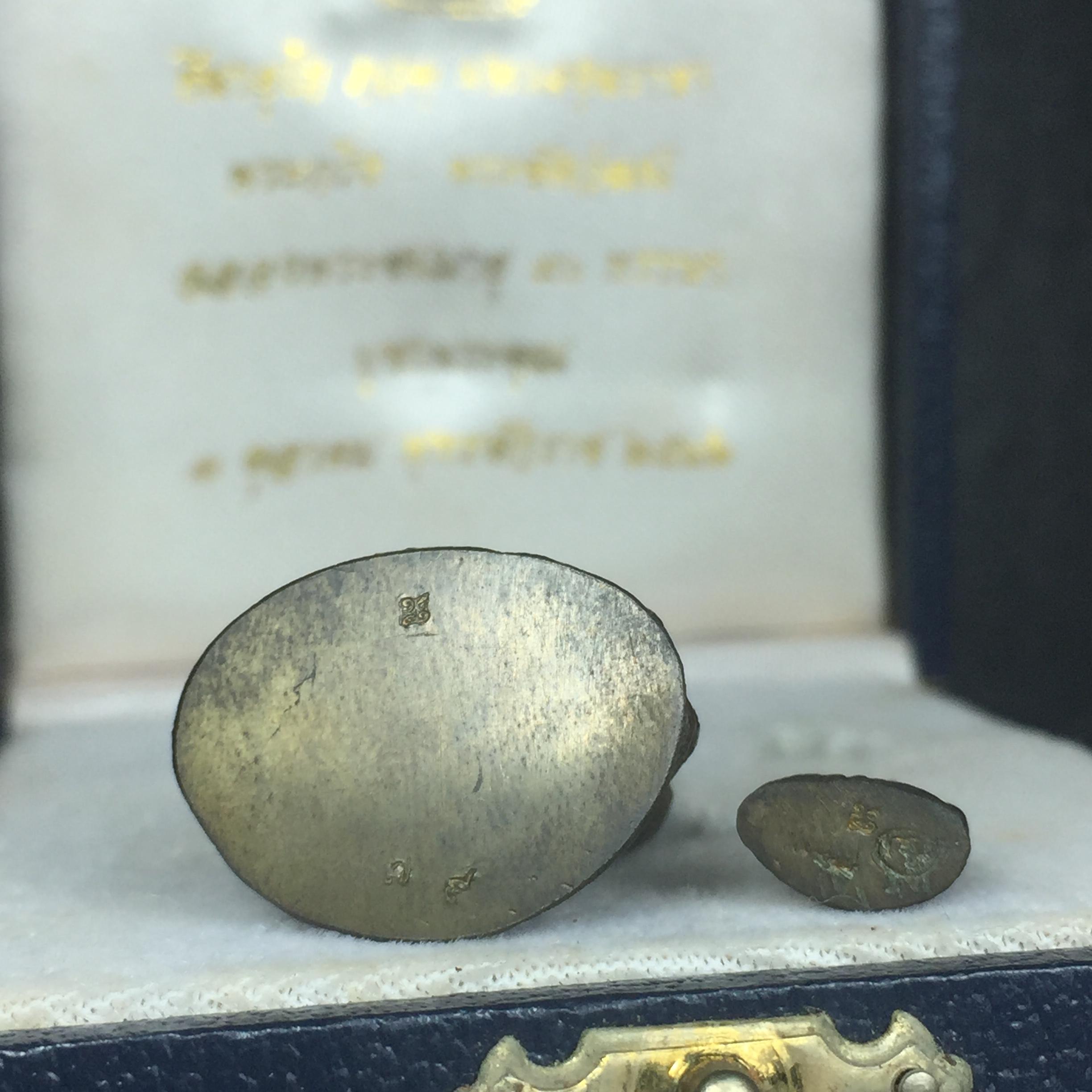 พระกริ่ง-พระชัยวัฒน์ "บูชาพระคุณ" 90 พรรษา 3 ตุลาคม 2546 สมเด็จพระญาณสังวร สมเด็จพระสังฆราชฯ วัดบวรนิเวศวิหาร(ตอกโค๊ดพร้อมหมายเลข ๗๙)(ที่สุดแห่งกริ่งที่มีขั้นตอนกระบวนการจัดสร้างตามโบราณประเพณีและมวลสารบรรจุในองค์พระกริ่งแห่งยุค)หายากมาก!!!!