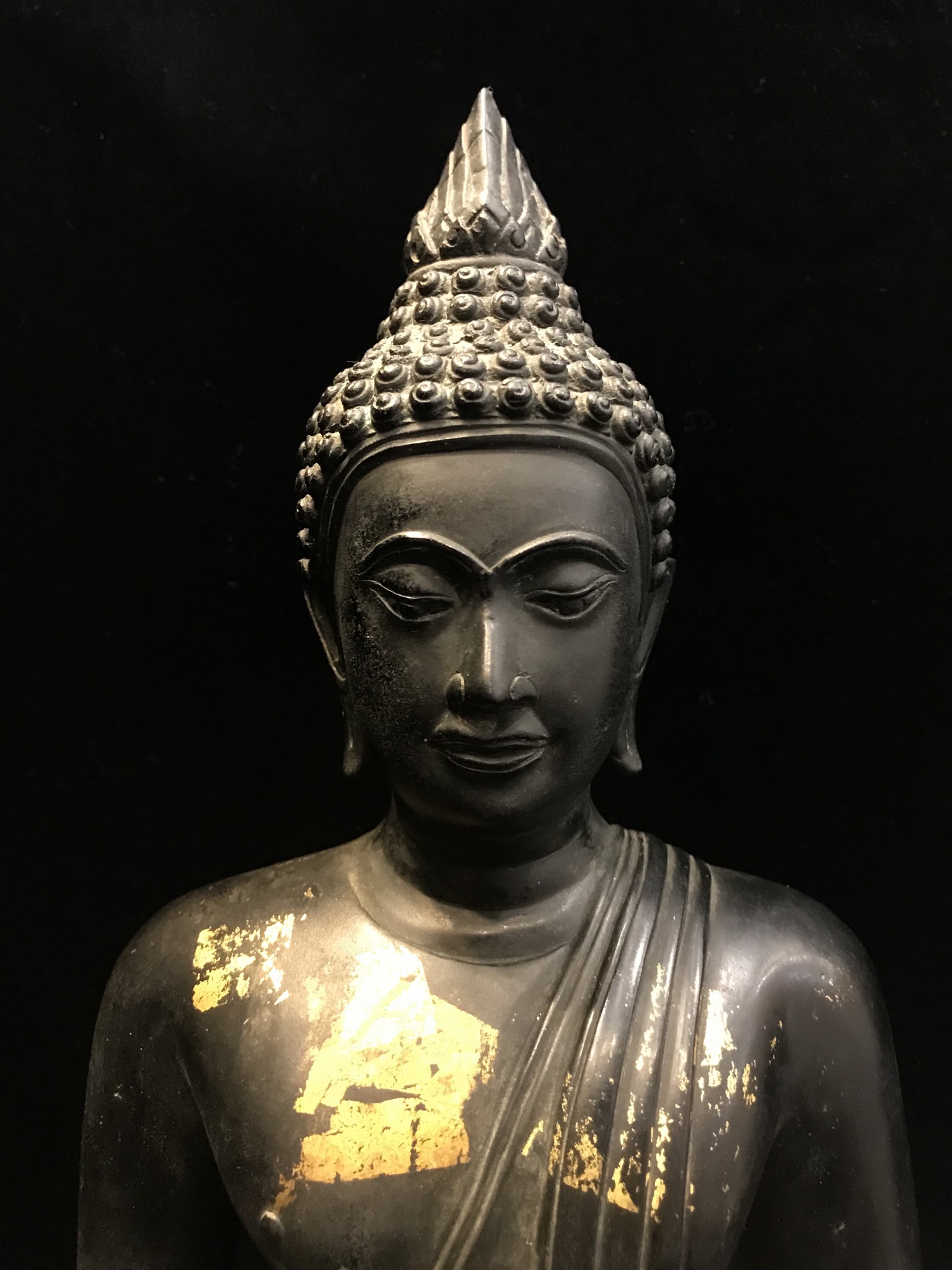 พระพุทธรัตนโกสินทร์ 200 ปี พ.ศ.2525 หน้าตัก 9 นิ้ว วัดทองศาลางาม พระพุทธปางปฐมเทศนา ผ้าทิพย์ประดิษฐานพระนามาภิไธยย่อ มวก (มหาวชิราลงกรณ์ รัชกาลที่ 10)