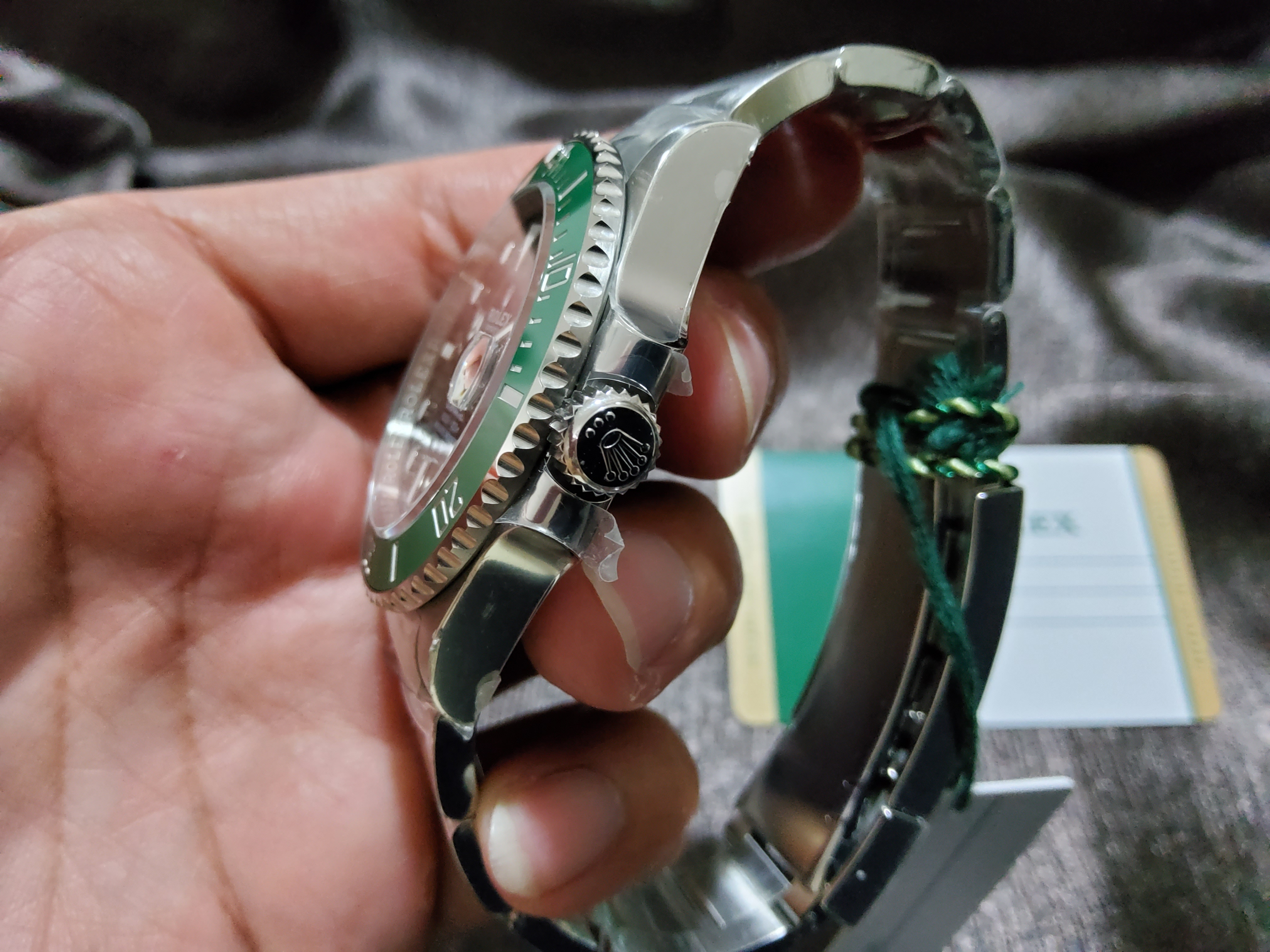 PRE-ORDER ROLEX SUBMARINER GREEN STARBUCK (40MM.) กลไกโคลน ROLEX 3235