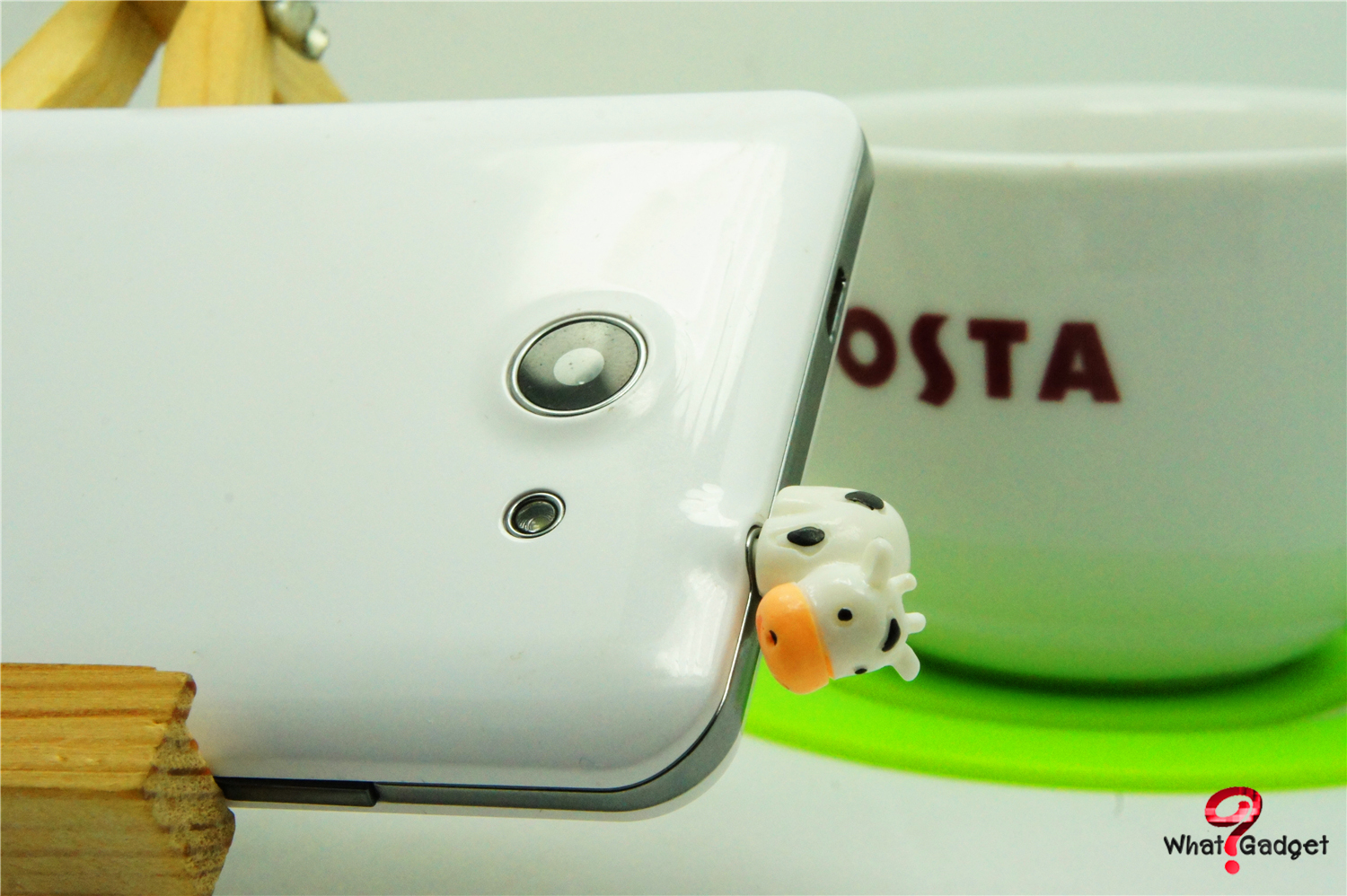 จุกกันฝุ่น โคนมสีขาว