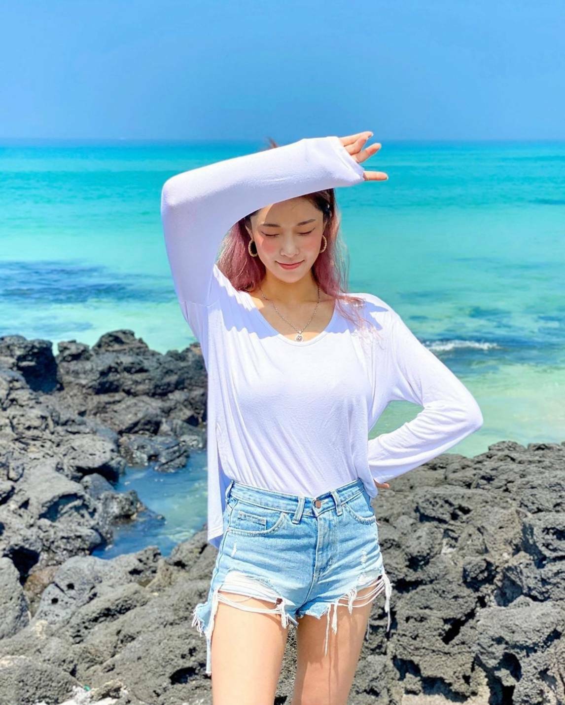 แขนยาวผ่าข้าง