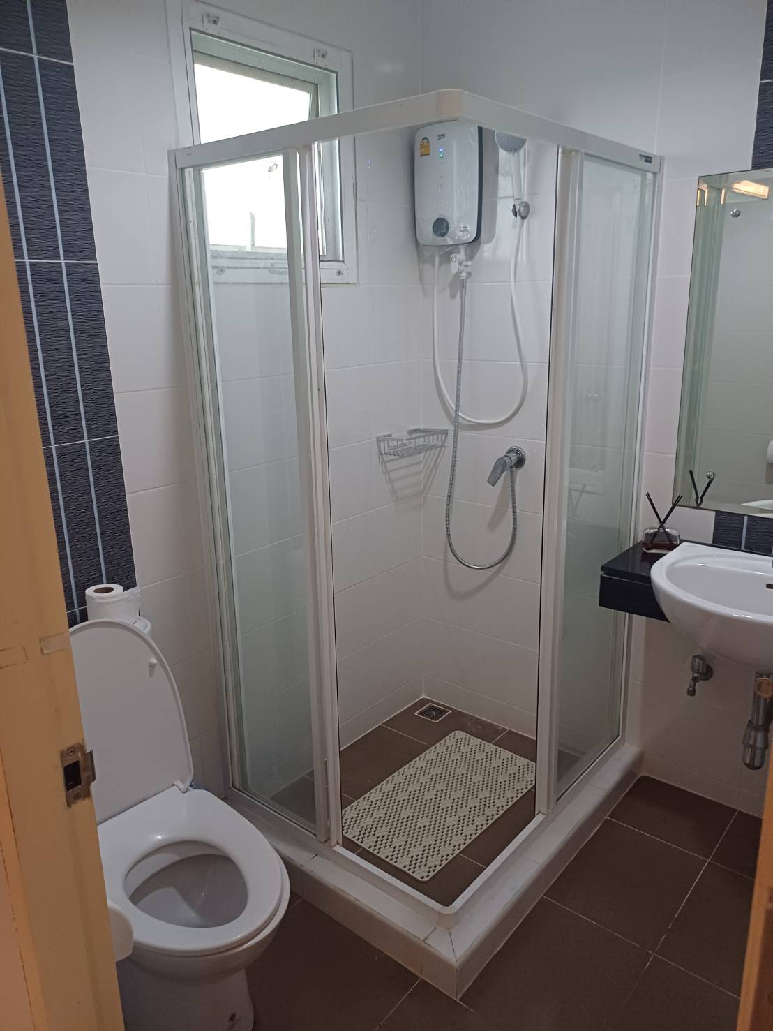 For Rent : Kathu, 2-story detached house, 3 Bedrooms 3 Bathrooms