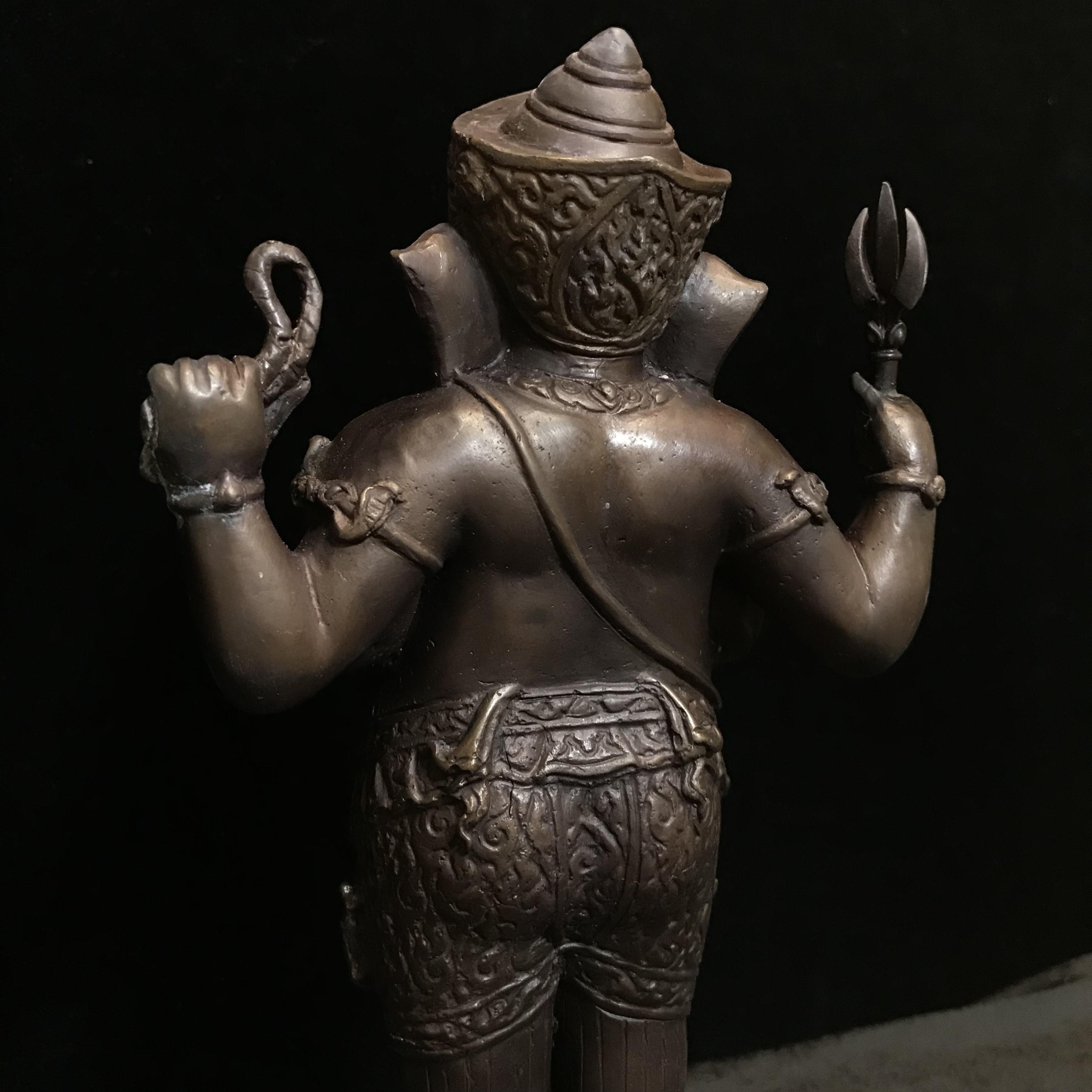 พระพิฆเนศ รุ่นครบรอบ100 ปี กรมศิลปากร ปี2556 ขนาดบูชา ปางประทานพร(องค์ยืน)สูง 10 นิ้วครึ่ง No.3109