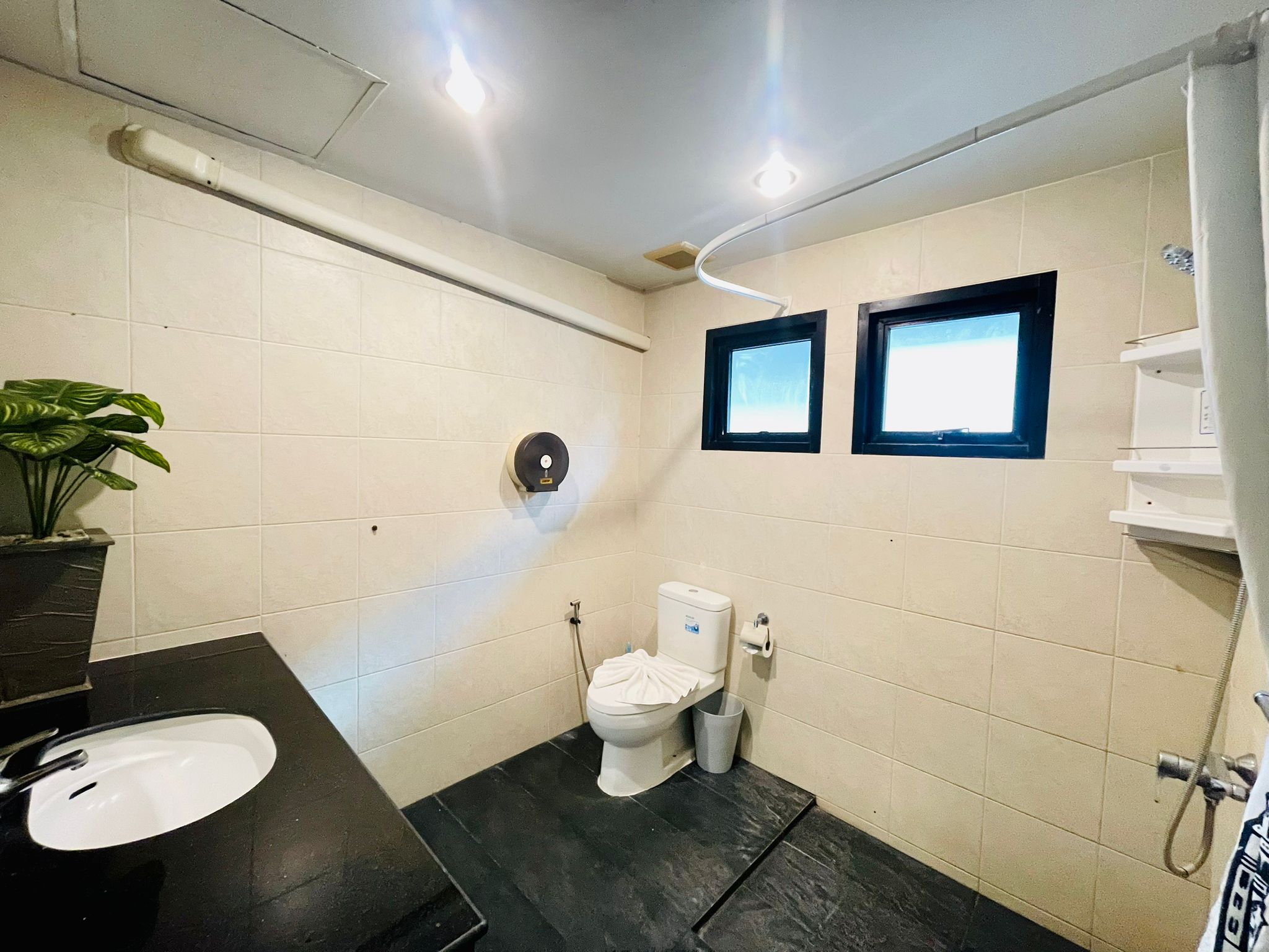 For Rent : Kata, 2-Storey Twin House, 3 bedrooms 3 bathrooms