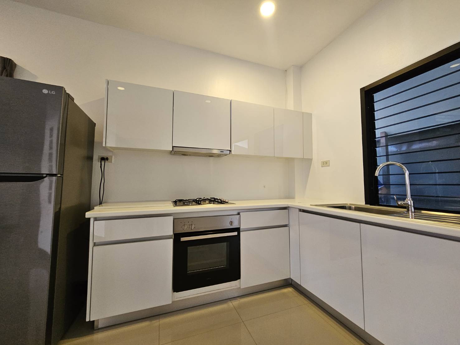 For Rent : Cherngtalay, Private Pool Villa near Blue tree Phuket, 2 bedrooms 2 bathrooms