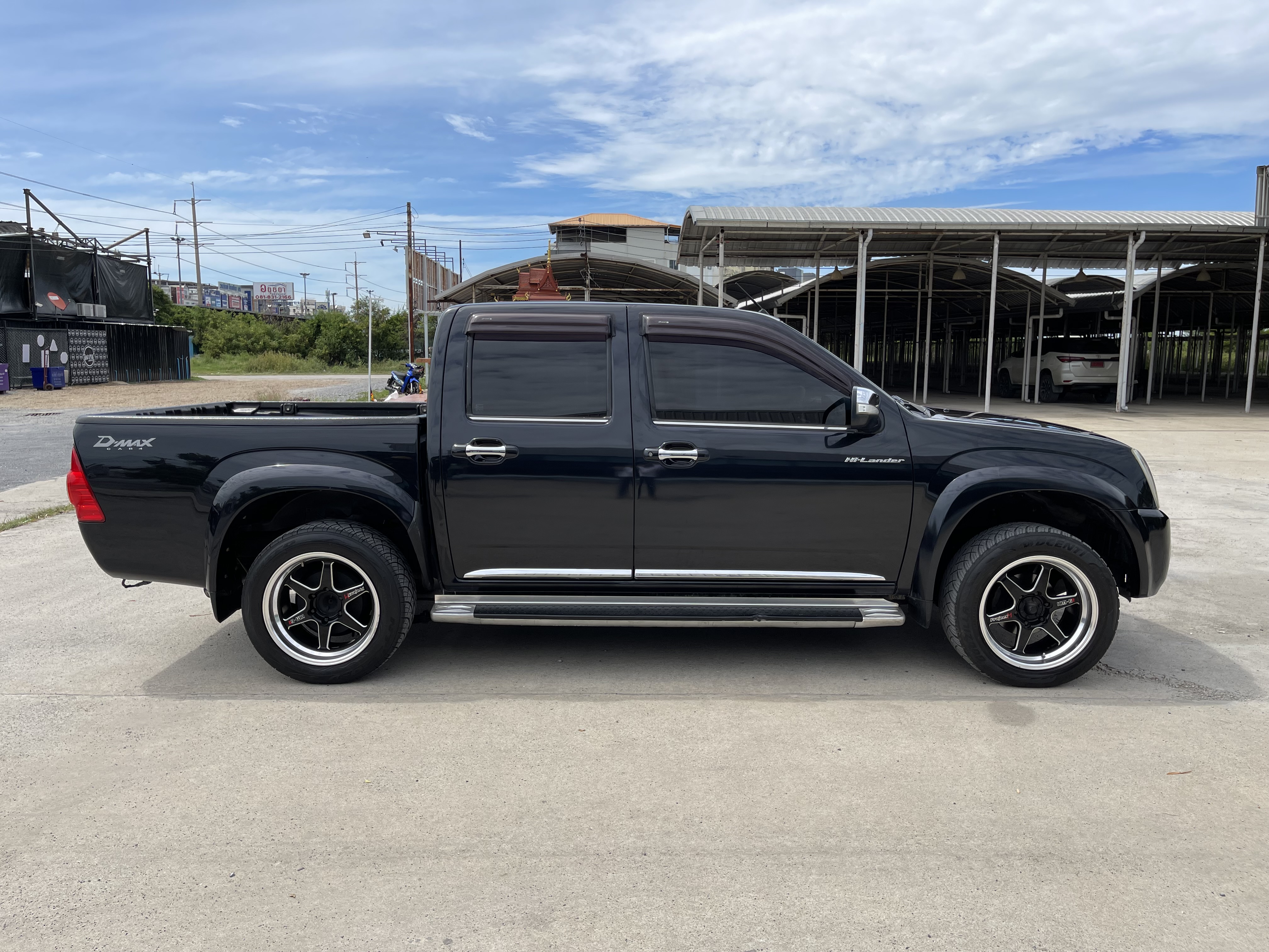 Isuzu Dmax 4ประตู Hilander 2.5 Abs X-Series Navi 2010 ดำ