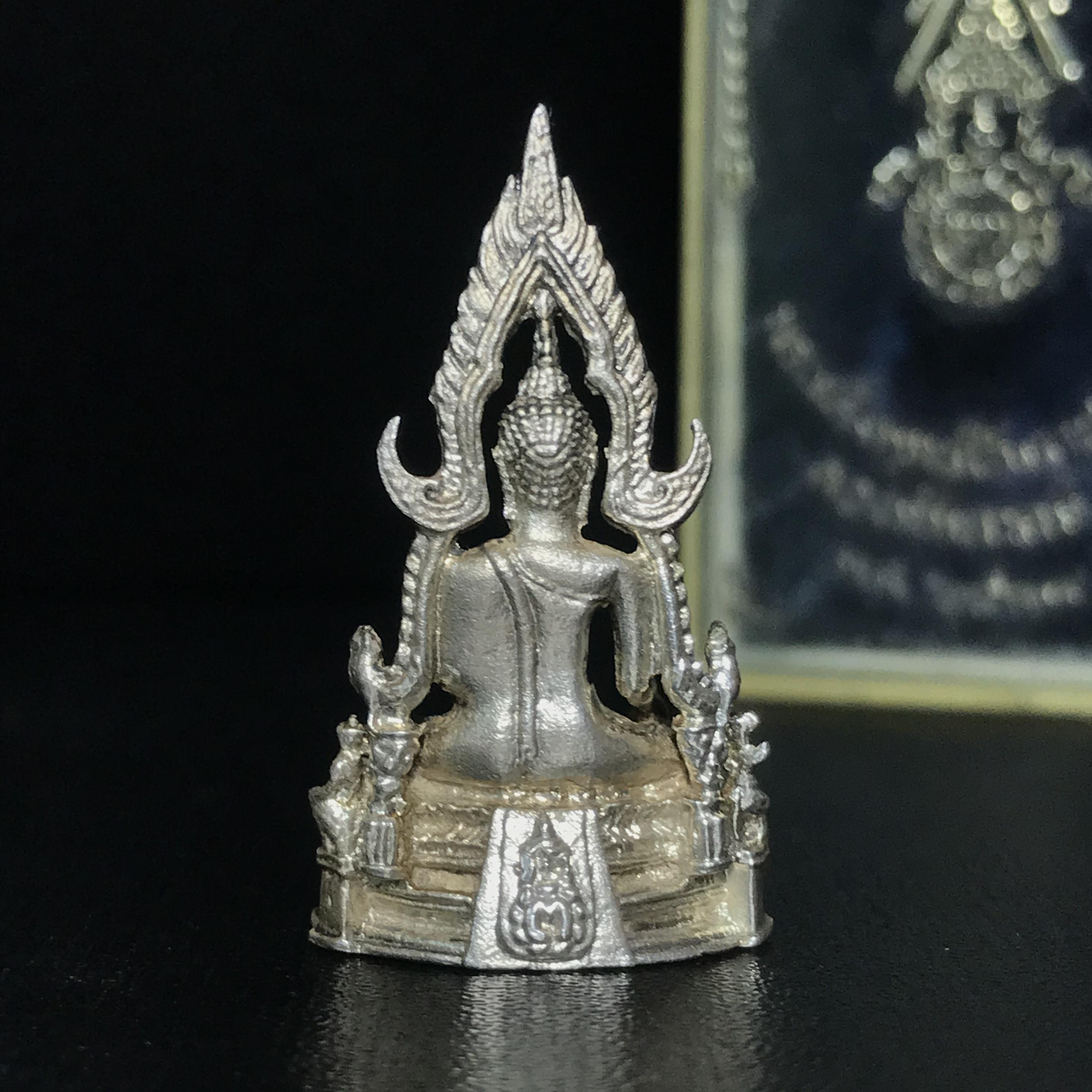 กริ่งพระพุทธชินราช ภปร. กองทัพภาคที่3จัดสร้าง ปี2517 เนื้อเงินกล่องเดิม(คัดสภาพสวย)(หายาก)(ในหลวง ร.9 เสด็จในพิธี)(1ใน2000องค์))