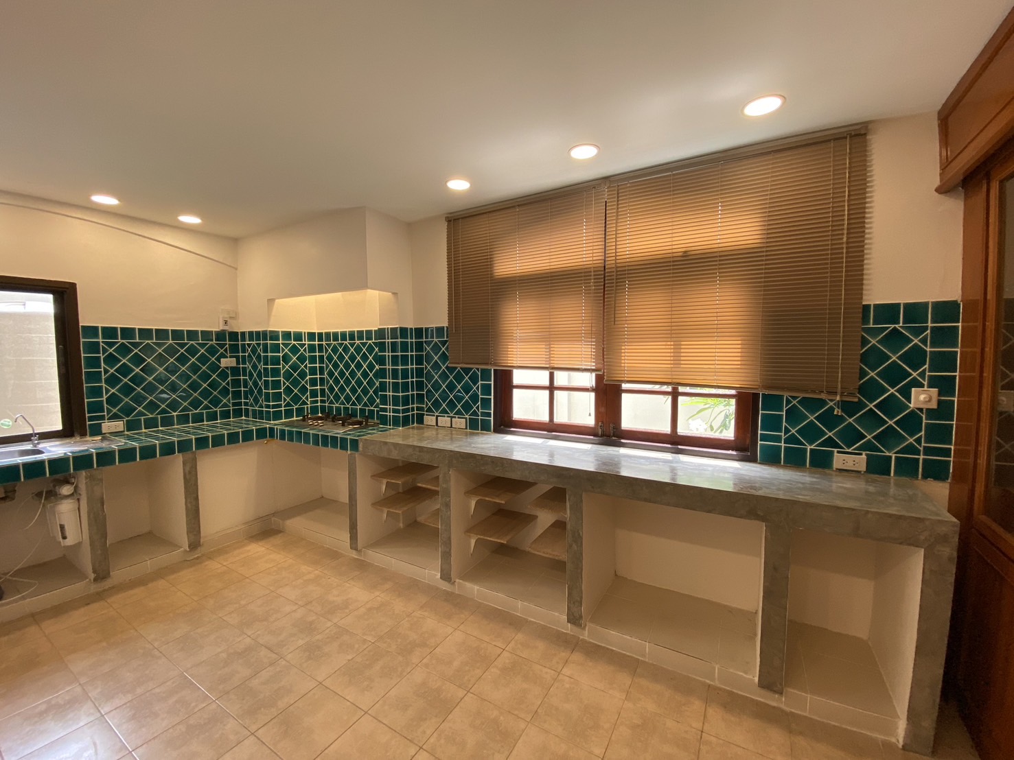 For Rent : Wichit, 2-story detached house, 4 Bedrooms 5 Bathrooms