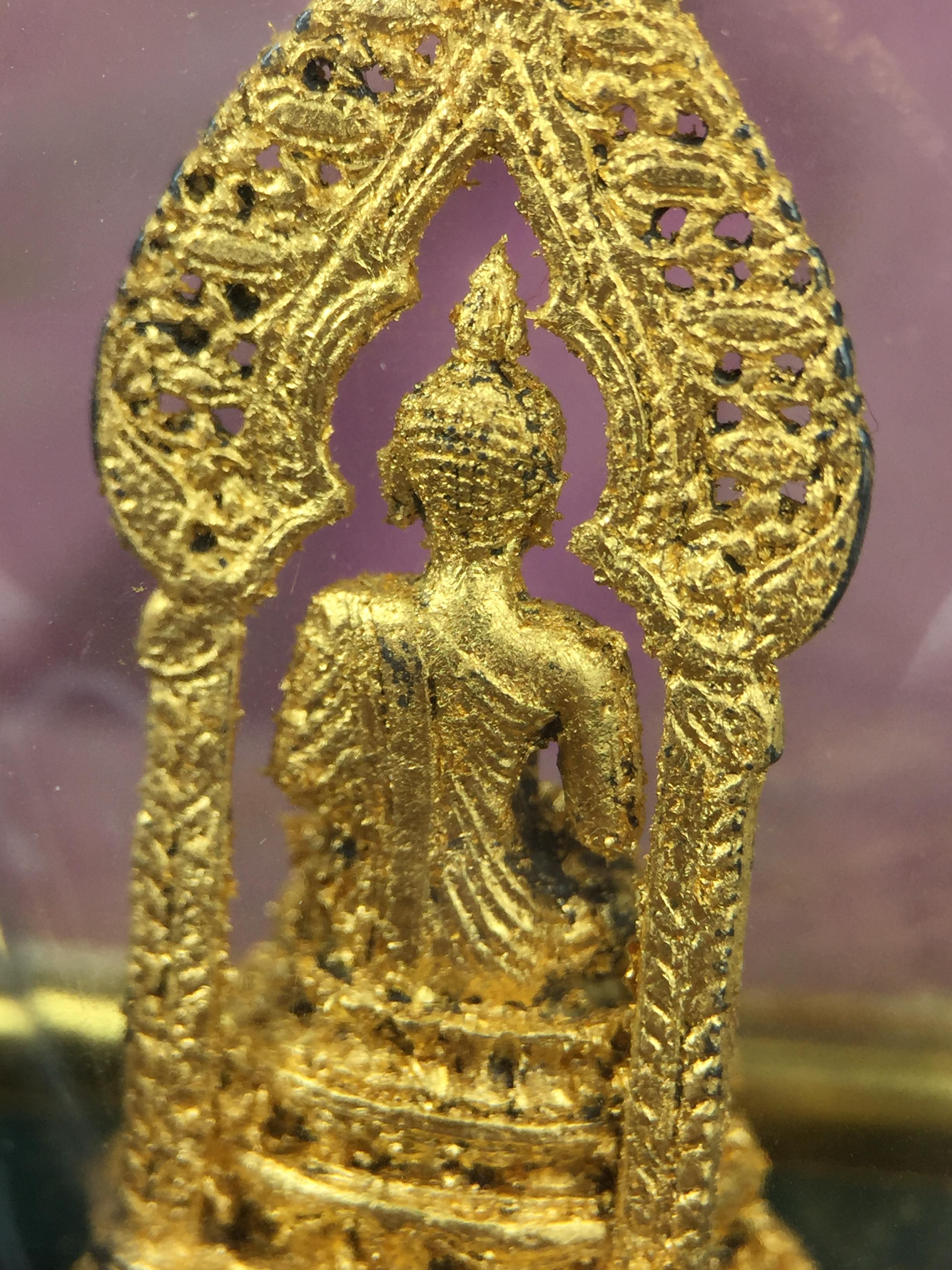 กริ่งพระพุทธนิรันตราย วัดราชประดิษฐสถิตมหาสีมารามราชวรวิหาร สมโภชกรุงรัตนโกสินทร์ 200ปี พ.ศ.2525 เนื้อเงิน (พิธีใหญ่ ในหลวง ร.9 เสด็จร่วมพิธี สมเด็จพระสังฆราชประธานพิธีปลุกเสก)มาพร้อมกล่องบรรจุเดิมและใบอนุโมทนาบุญเดิมครบสมบูรณ์ หายากก(1ใน 209 องค์)