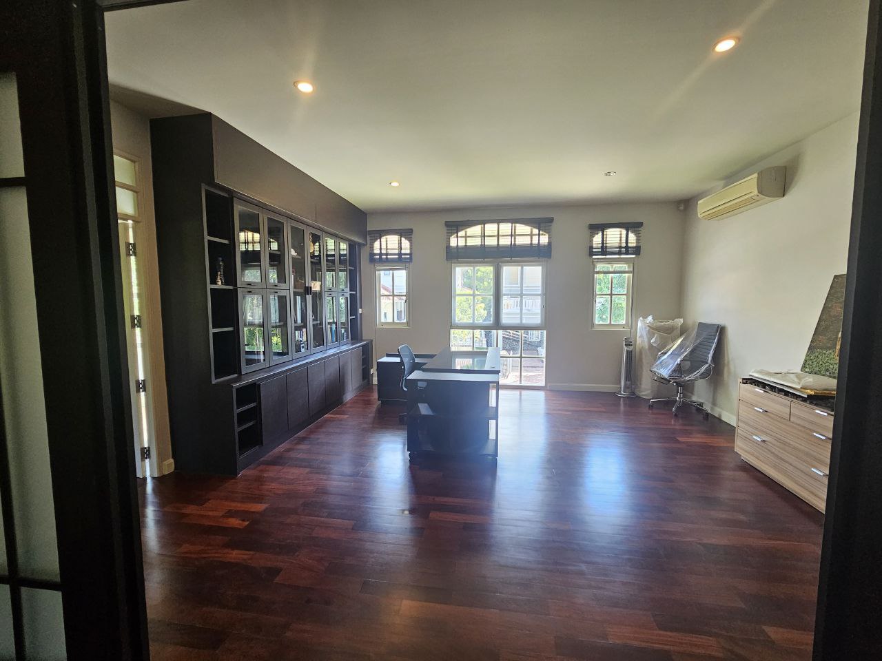 For Rent : Kathu, Private House, 3 bedrooms 3 Bathrooms, Garden View