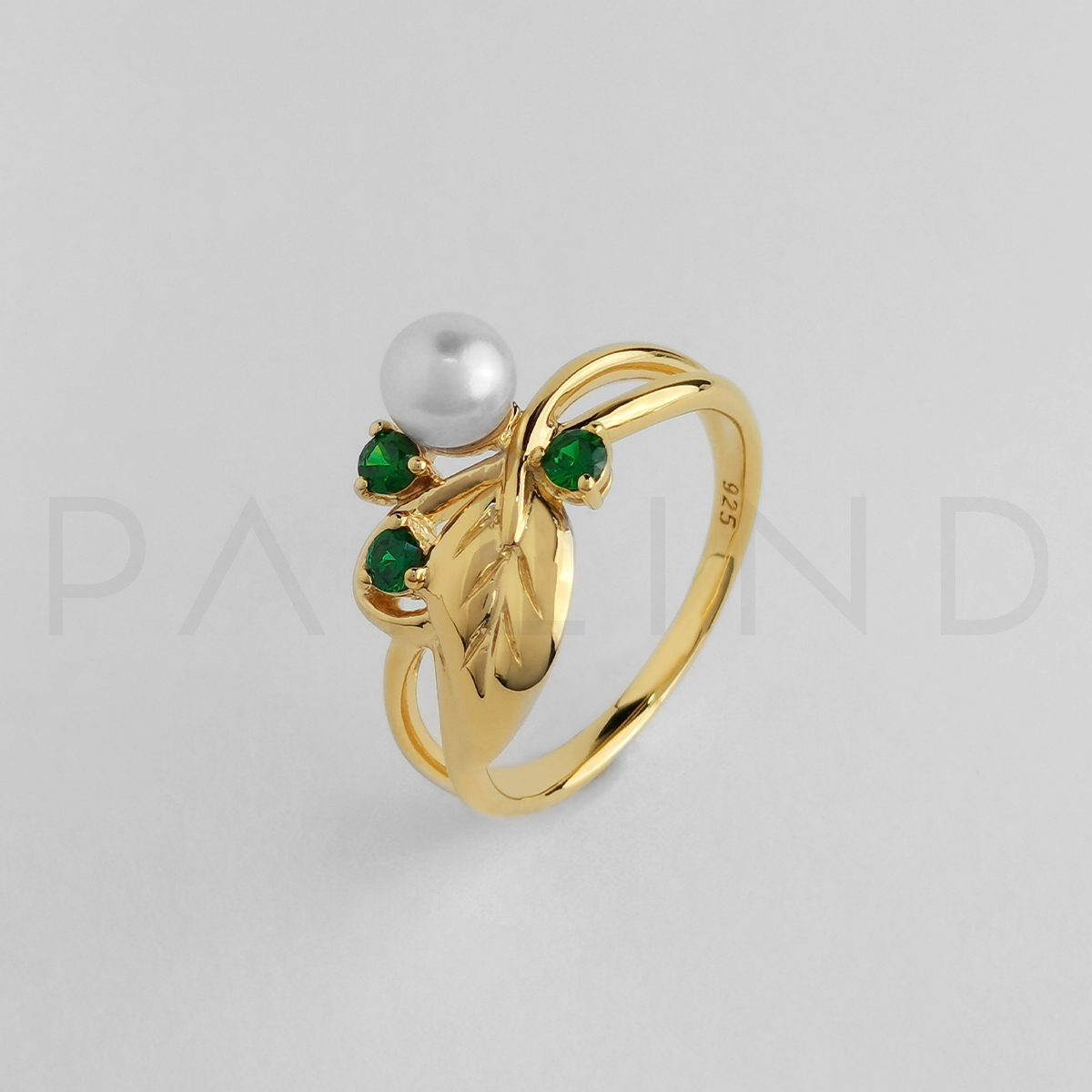 แหวนเงินชุบทอง ประดับ Green CZ ติดมุก