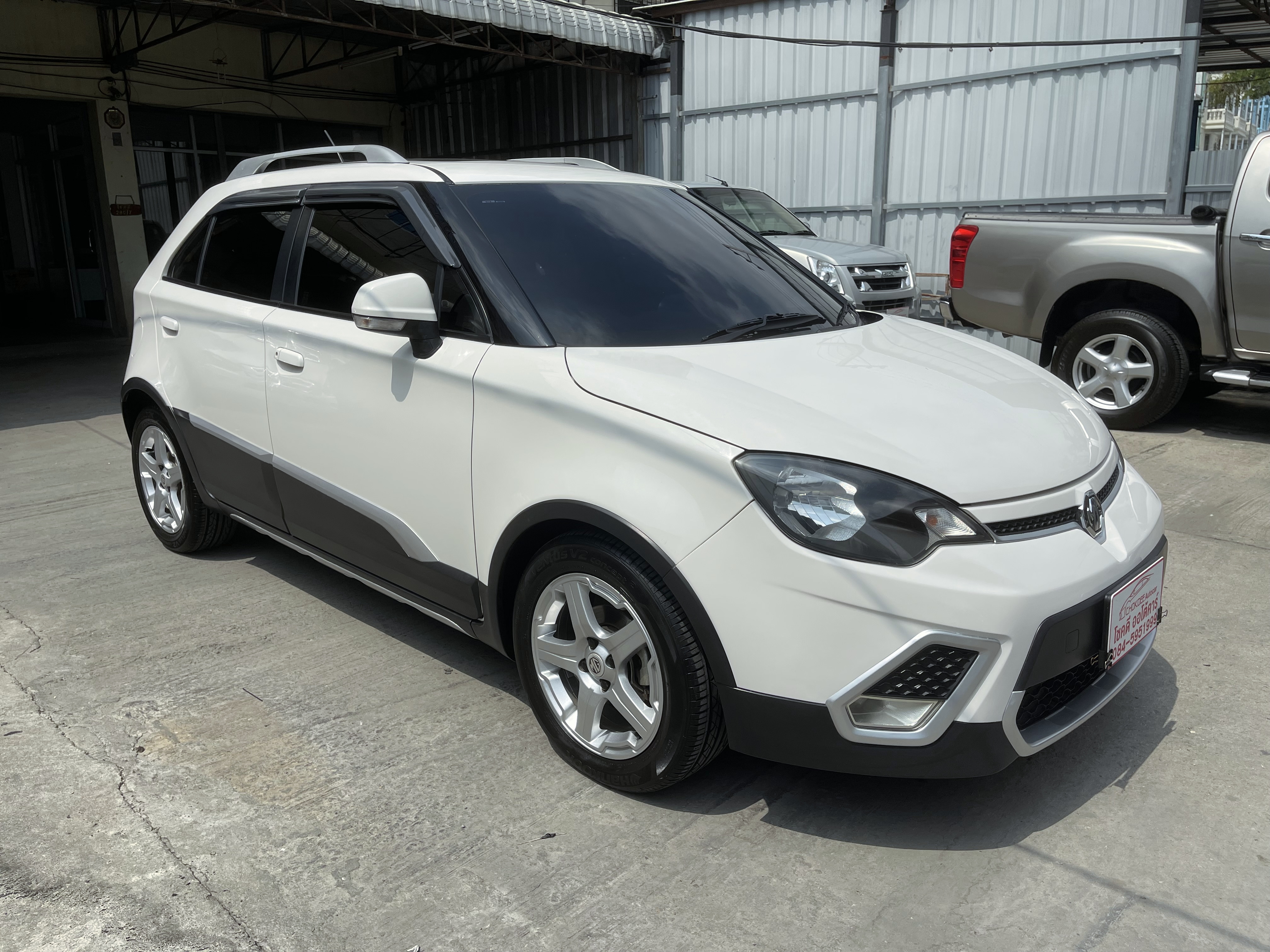 MG MG3 1.5 X Xross Sunroof At 2016 ขาวมุก