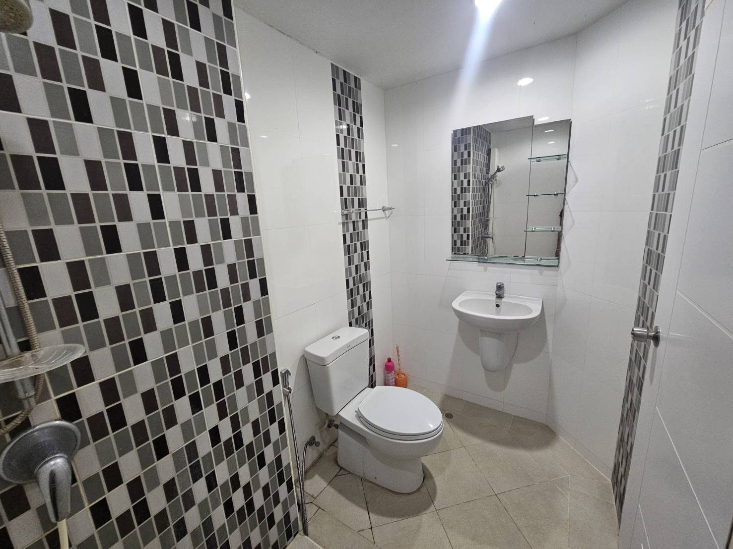 For Sales : Kathu, Plus Condominium, 1 Bedroom 1 Bathroom, 5th flr.