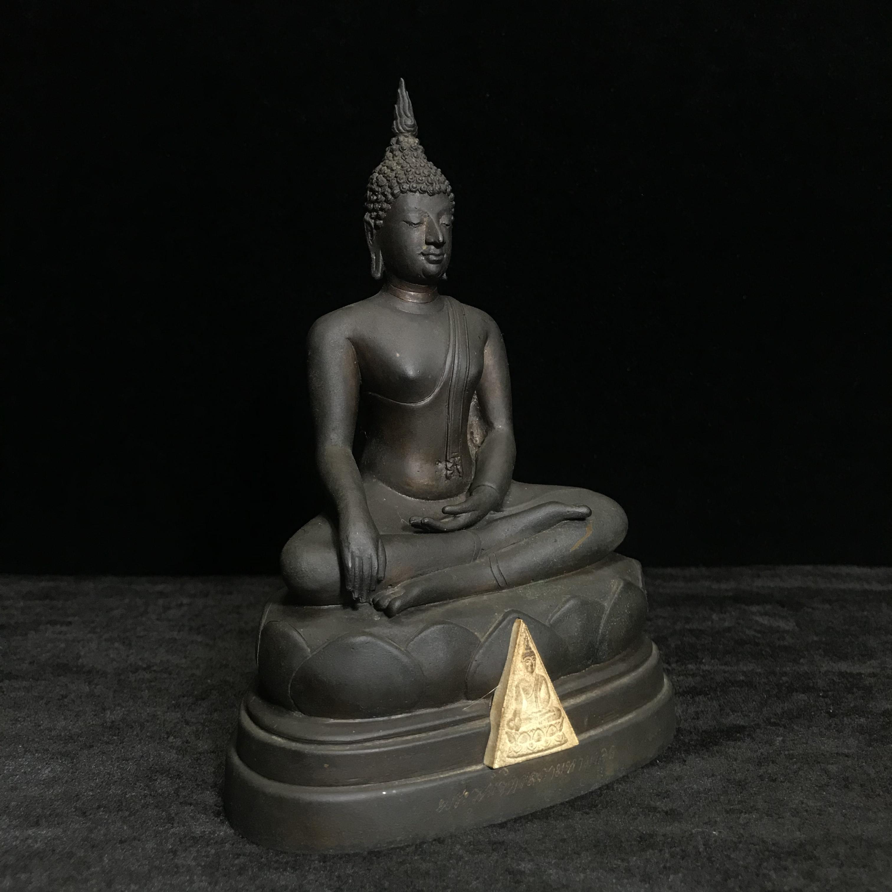 พระวุฒิจิตรลดามหามงคล ปี2542 หน้าตัก 3.5นิ้ว(อีก1ของดีที่หายาก)