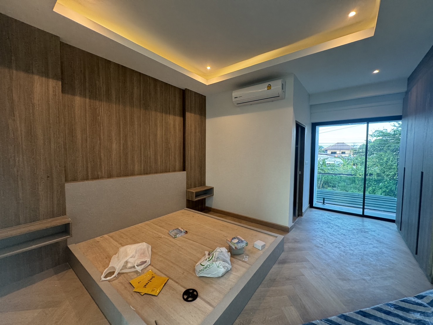 For Sales : Rawai, Private Pool Villa near Rawai beach, 3 Bedrooms 4 Bathrooms