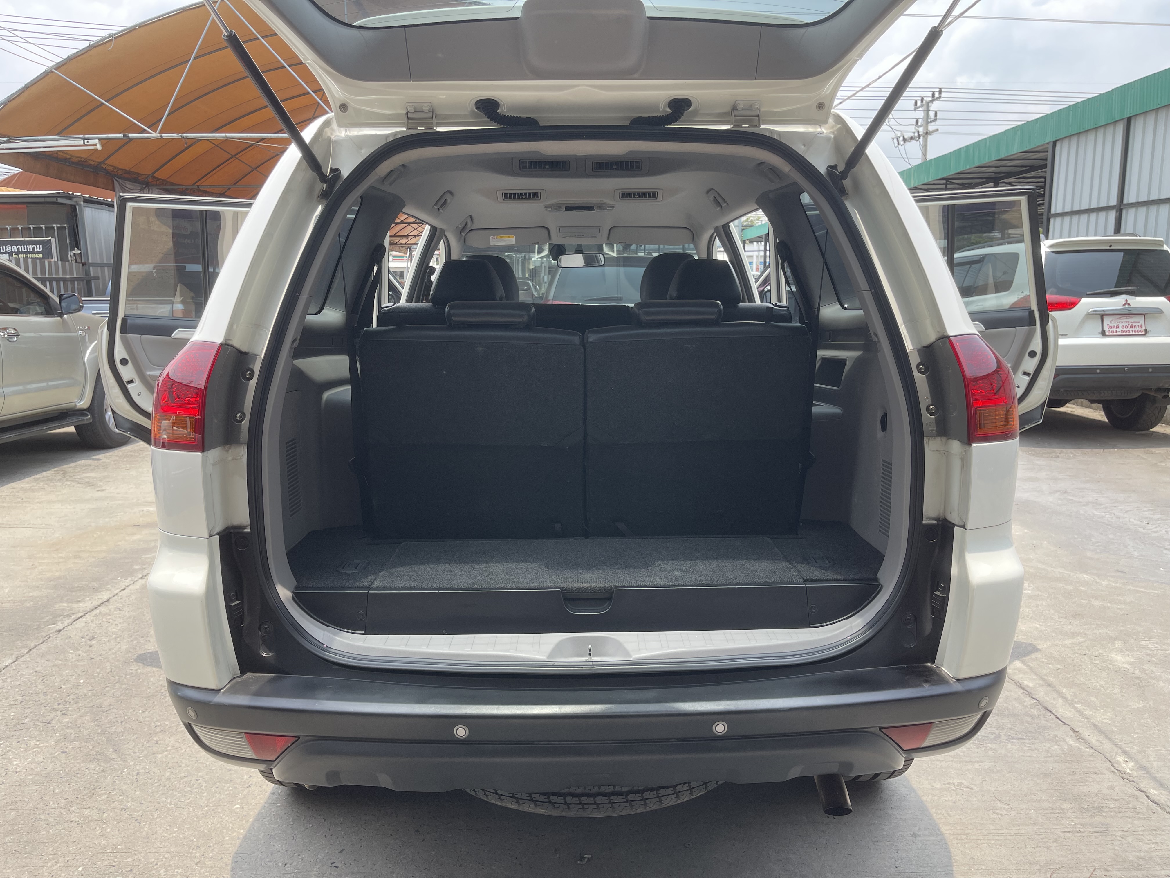 Mitsubishi Pajero Sport 2.5 GT 2WD At 2013 ขาวมุก