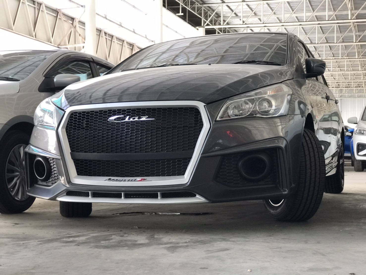 Suzuki Ciaz R8 body kits by Amotriz