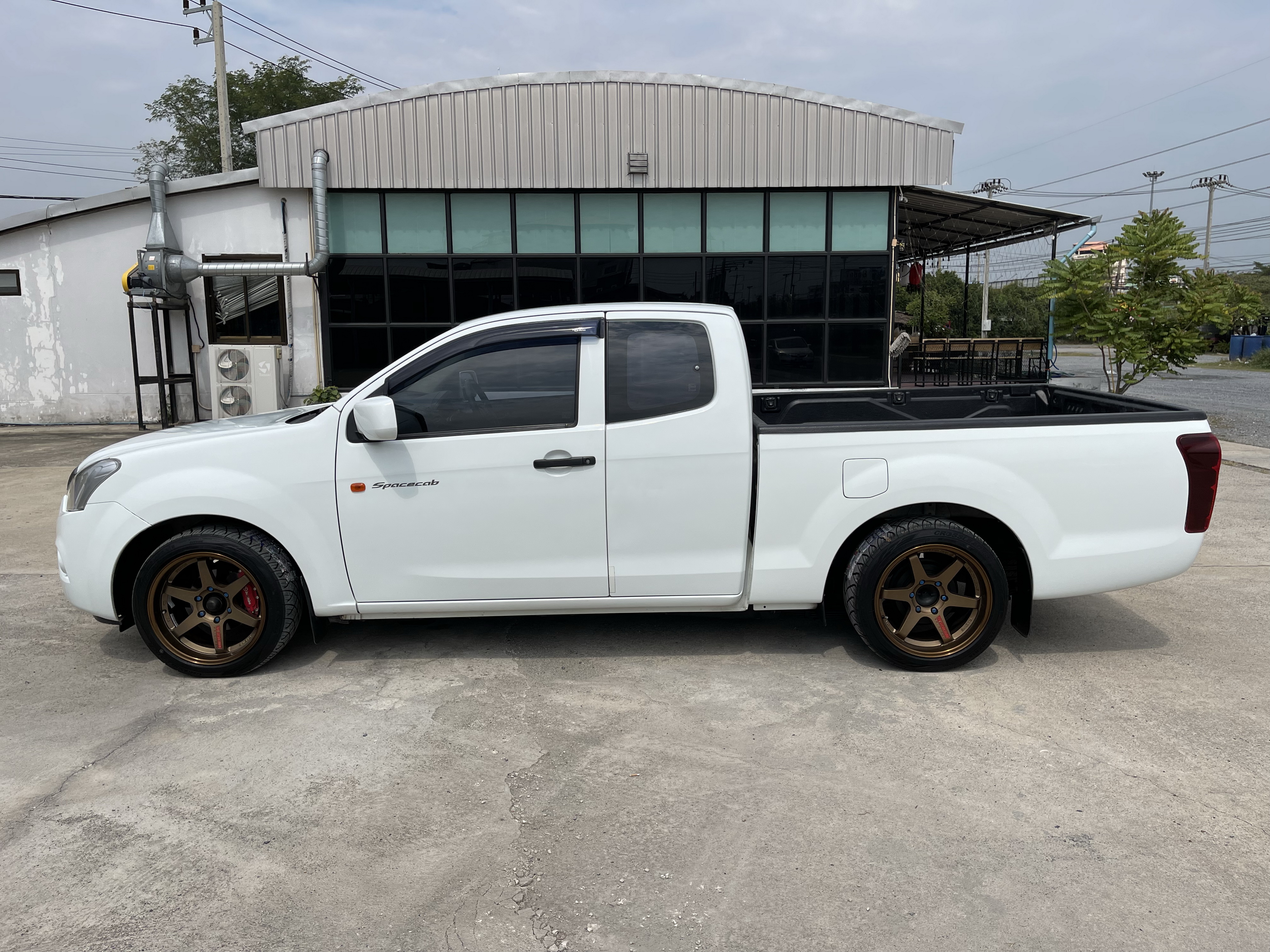 Isuzu Dmax All New Cab 1.9 S 2017 ขาว