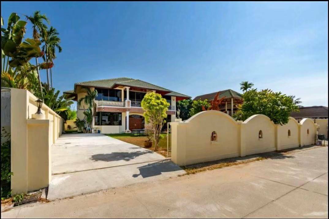 For Rent : Rawai, Private Pool Viila, 5 bedrooms 5 bathrooms