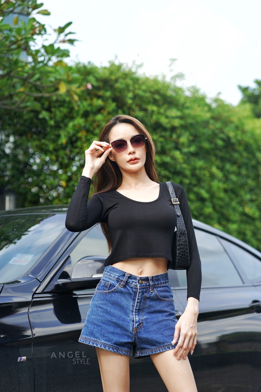 ครอปยูแขนยาว