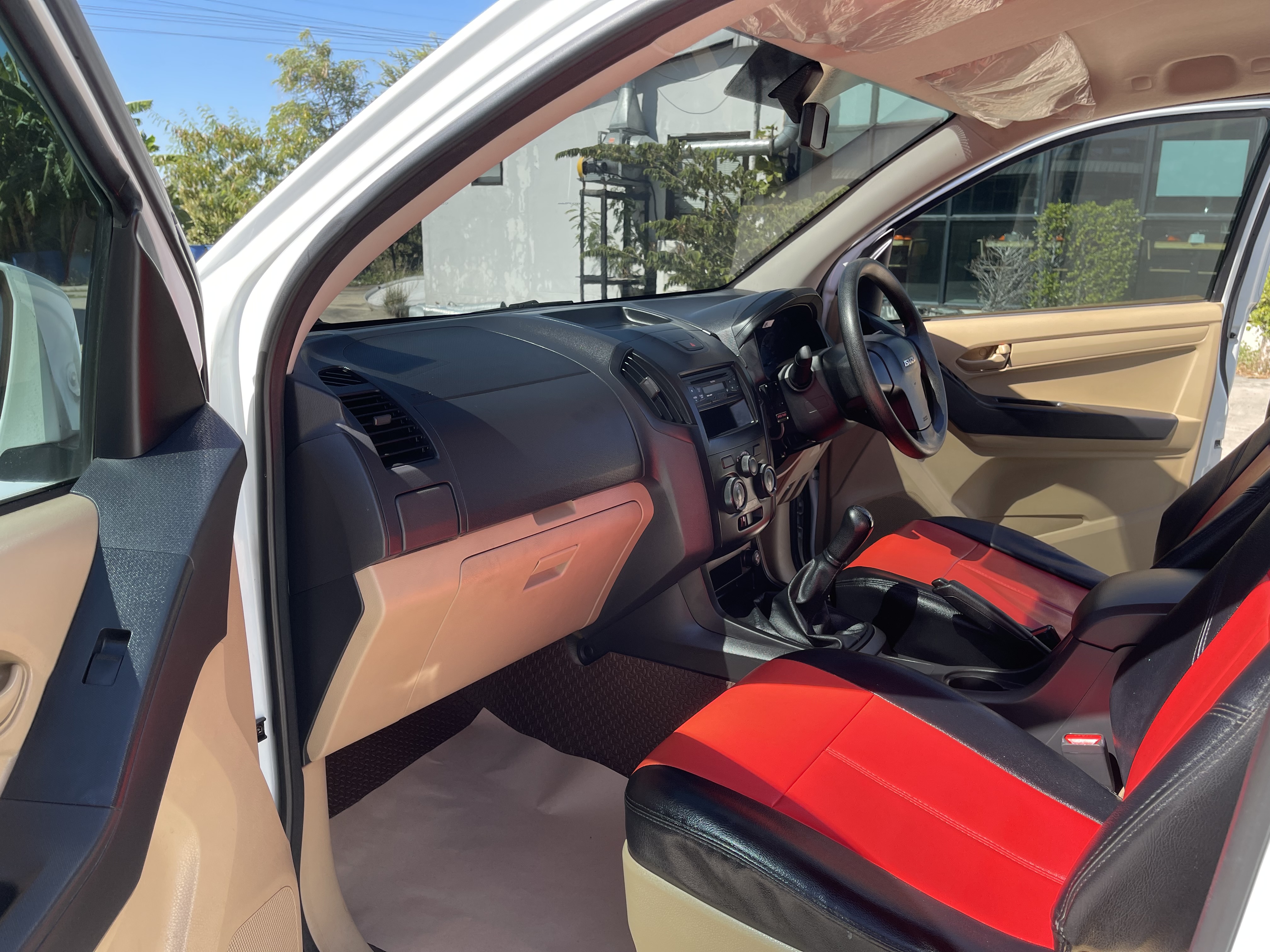 Isuzu Dmax All New 4ประตู 1.9 S 2016 ขาว