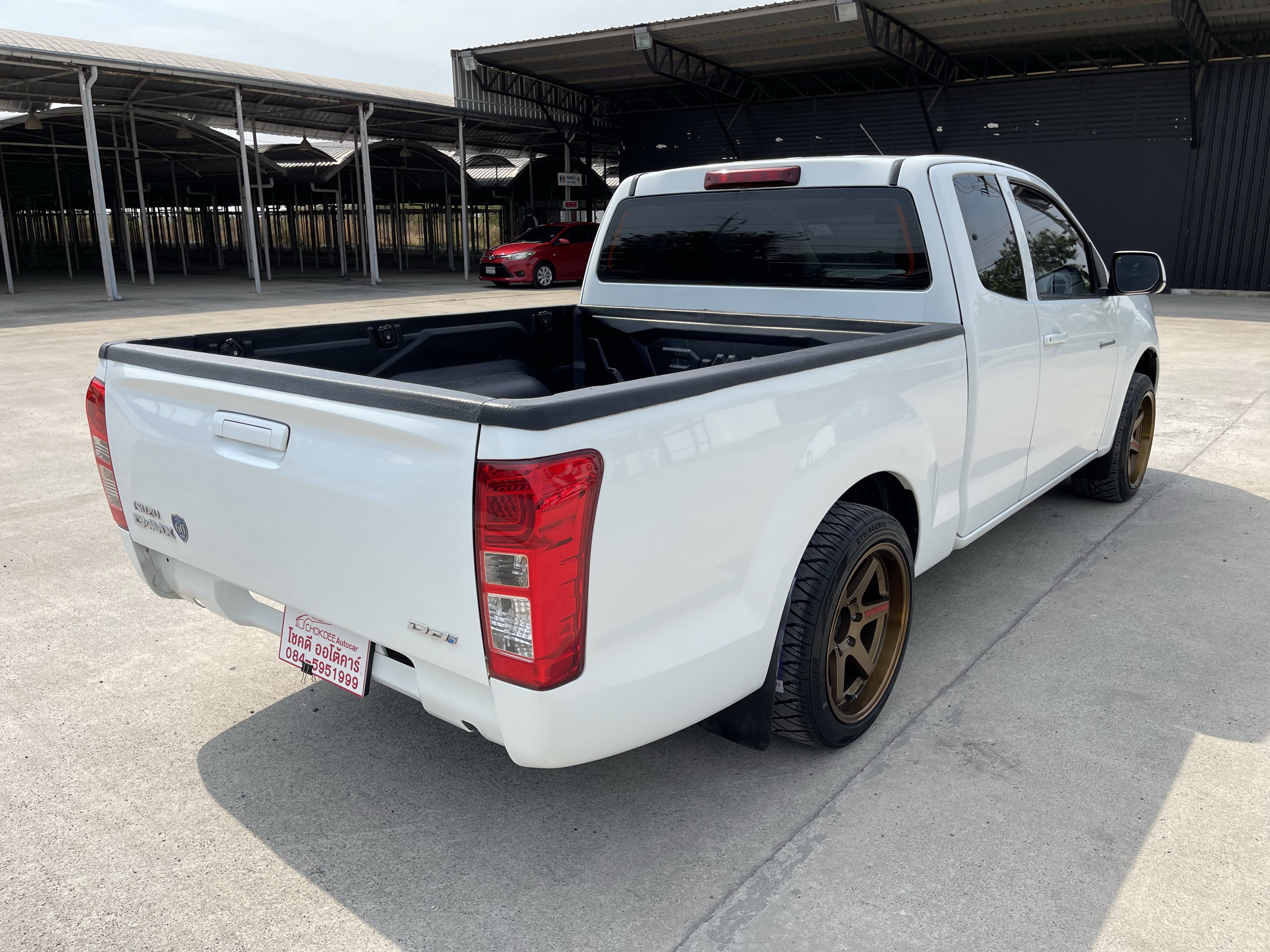 Isuzu Dmax All New Cab 1.9 L 2017 ขาว