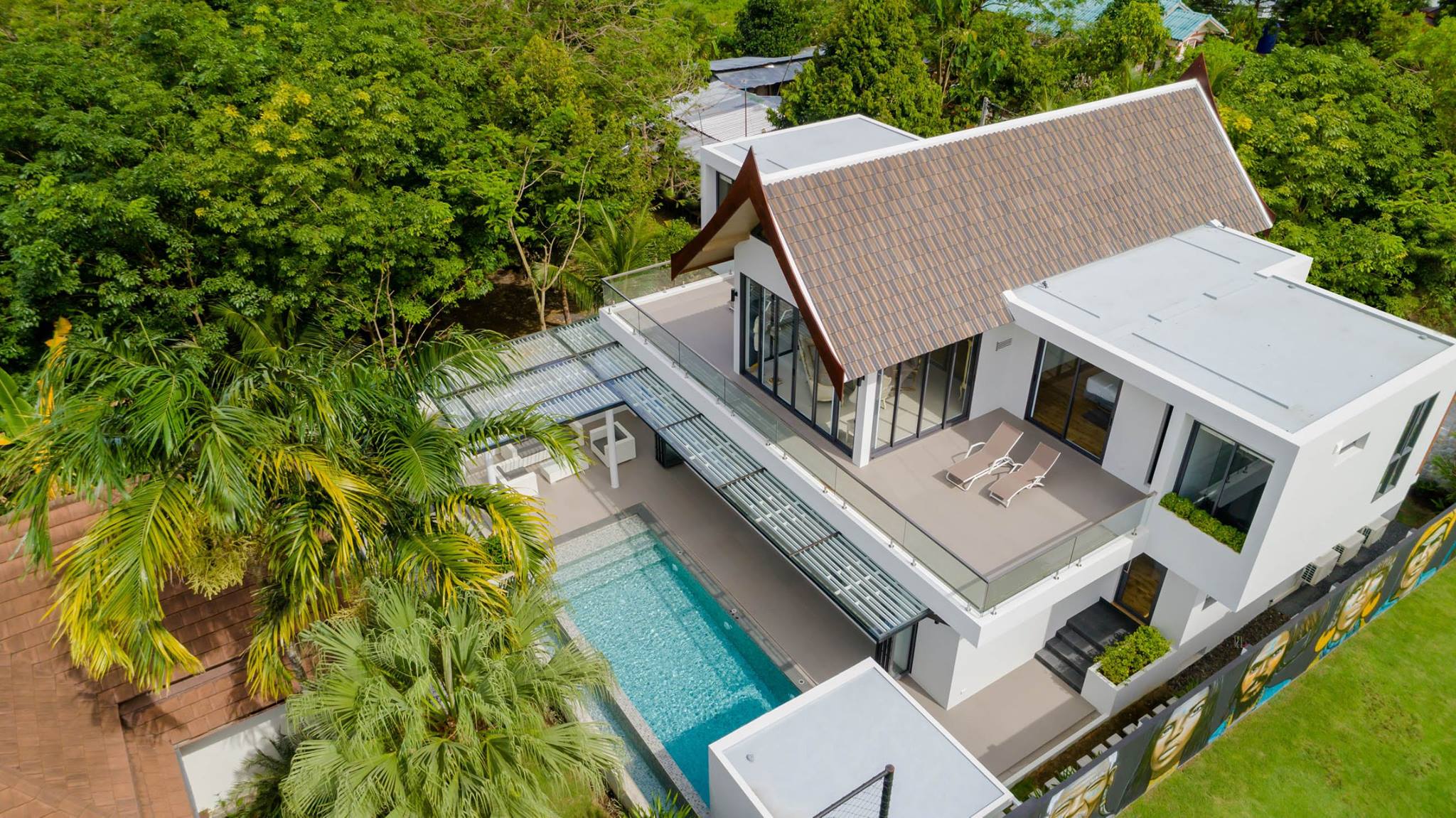 For Sale : BangTao Private Luxury Pool Villa, 10 bedrooms 10 Bathrooms