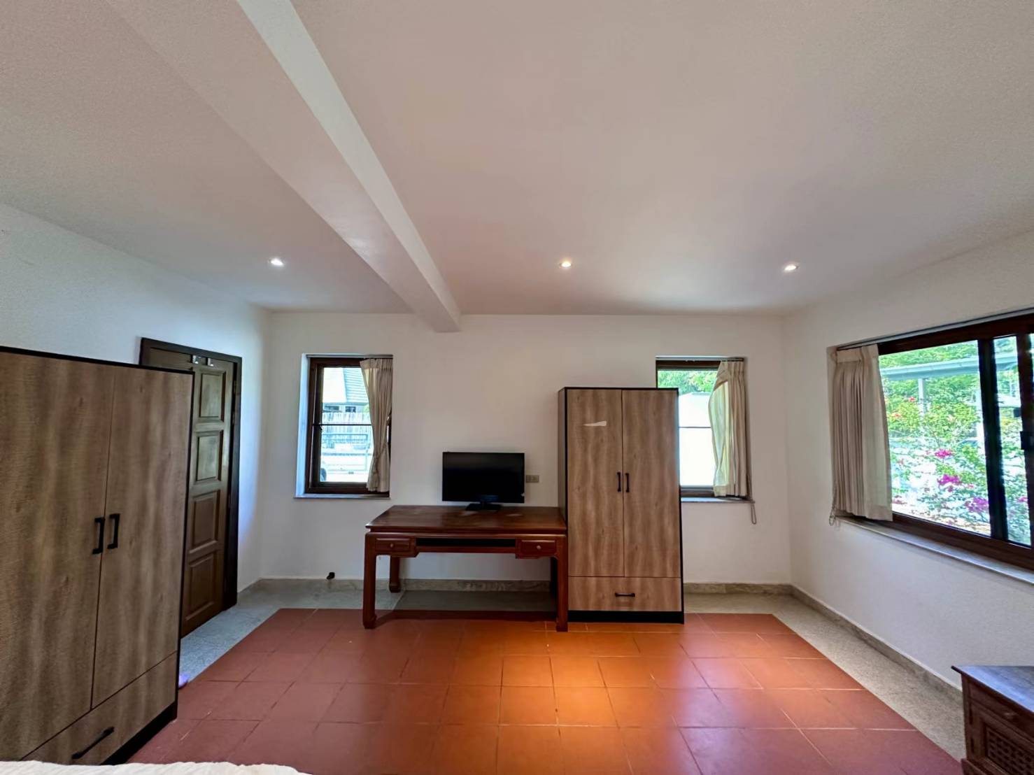 For Rent : Rawai, Private Pool Villa @Soi Namjai, 4 bedroom 3 bathroom